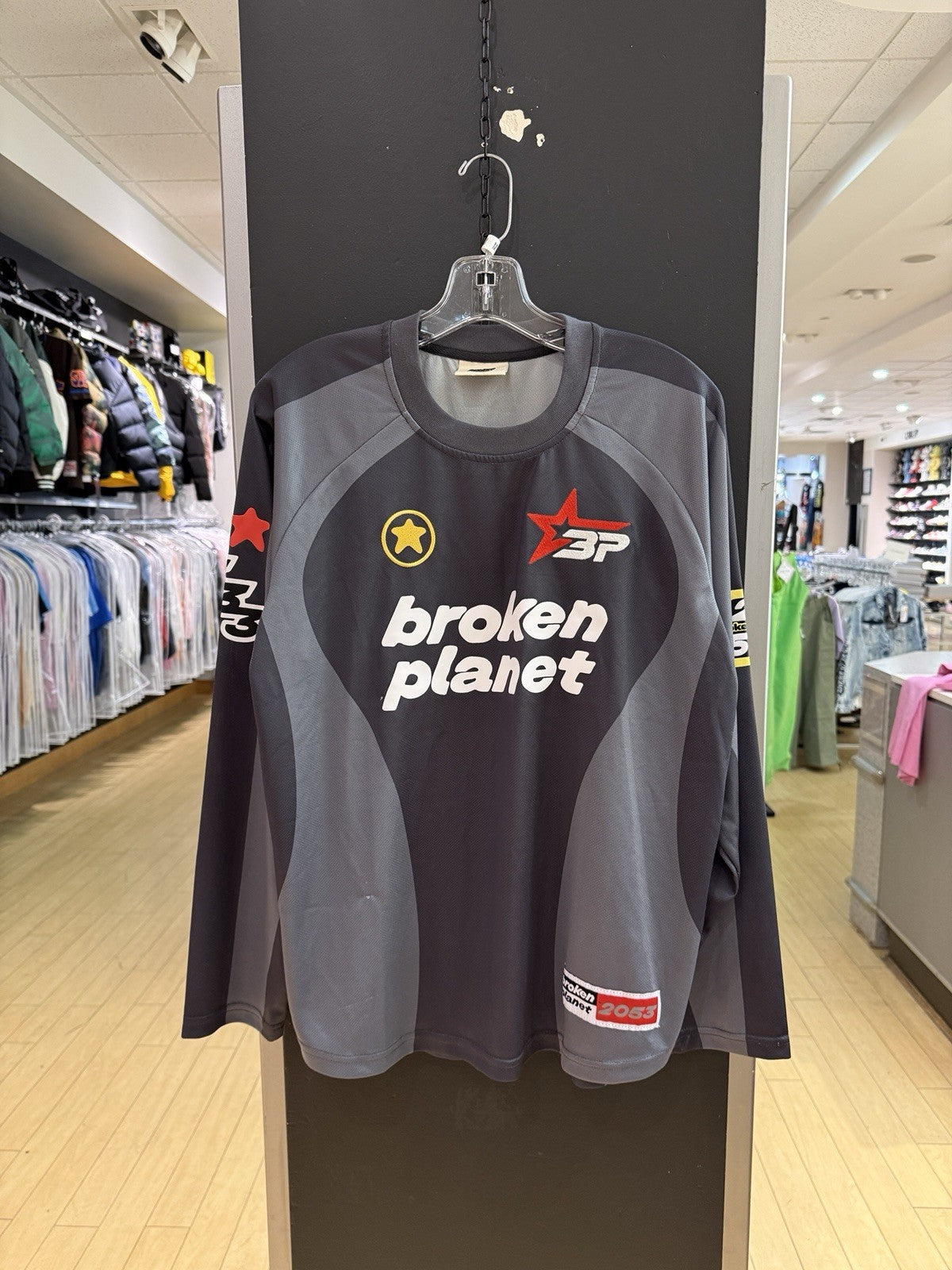 Broken Planet Market Football Long Sleeve Tee Black/Gray Sz M DEFECT