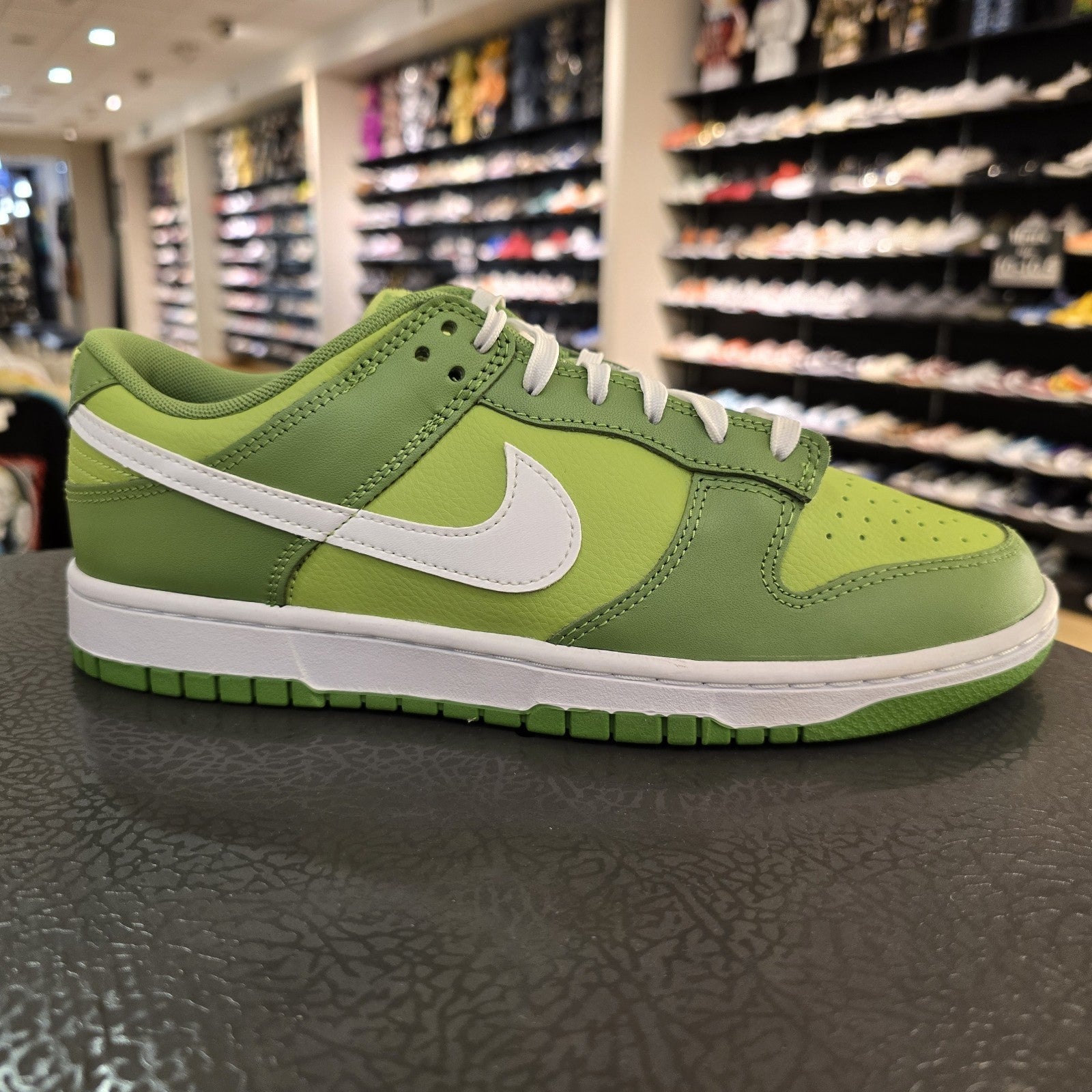 Size 9.5 - Nike Dunk Low Chlorophyll