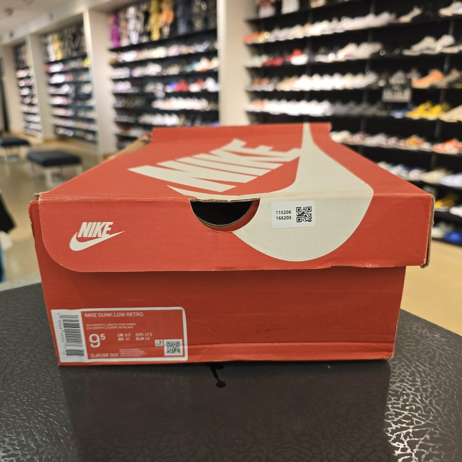 Size 9.5 - Nike Dunk Low Chlorophyll