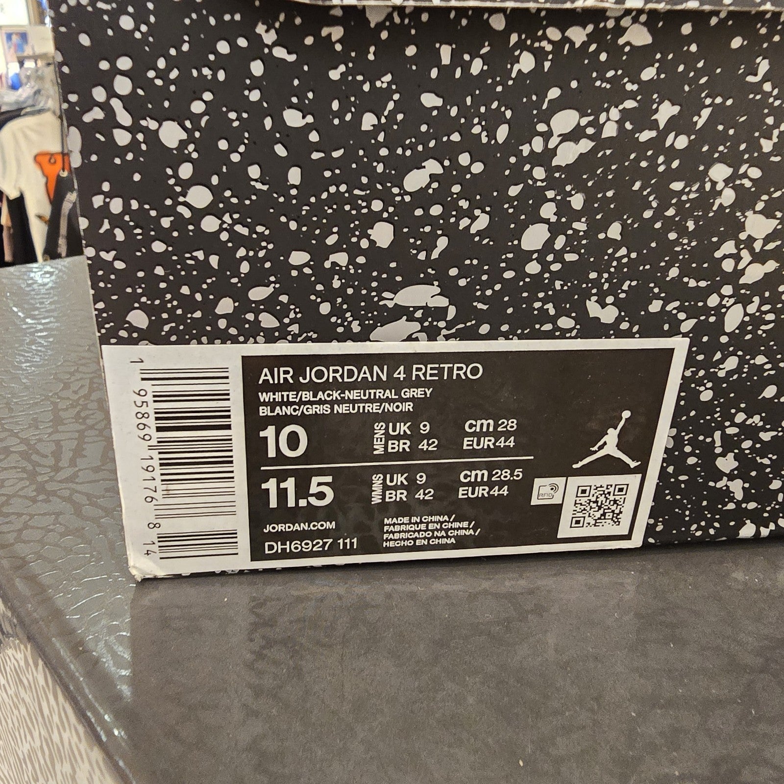 Size 10 - Jordan 4 Retro Mid Military Black