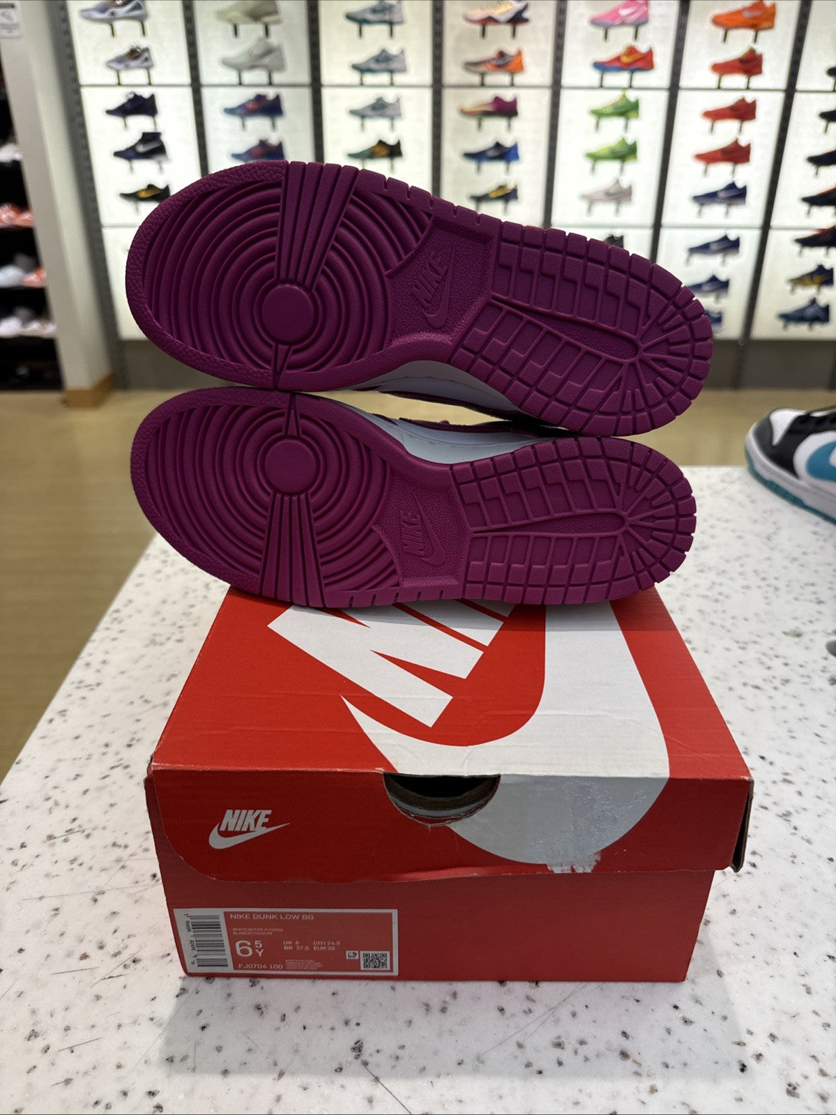 Nike Dunk Low Active Fuchsia (GS) - 6.5Y - Brand New DS OG ALL