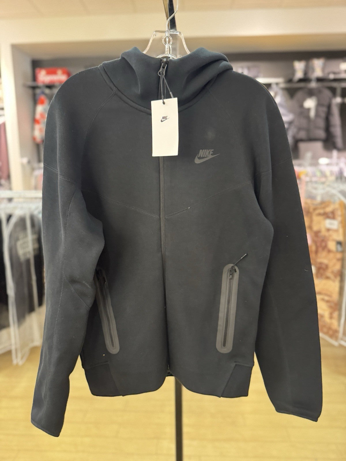 Nike Mens Hoodie Jacket Full Zip Size Medium Black Zipper Pockets New With Tags