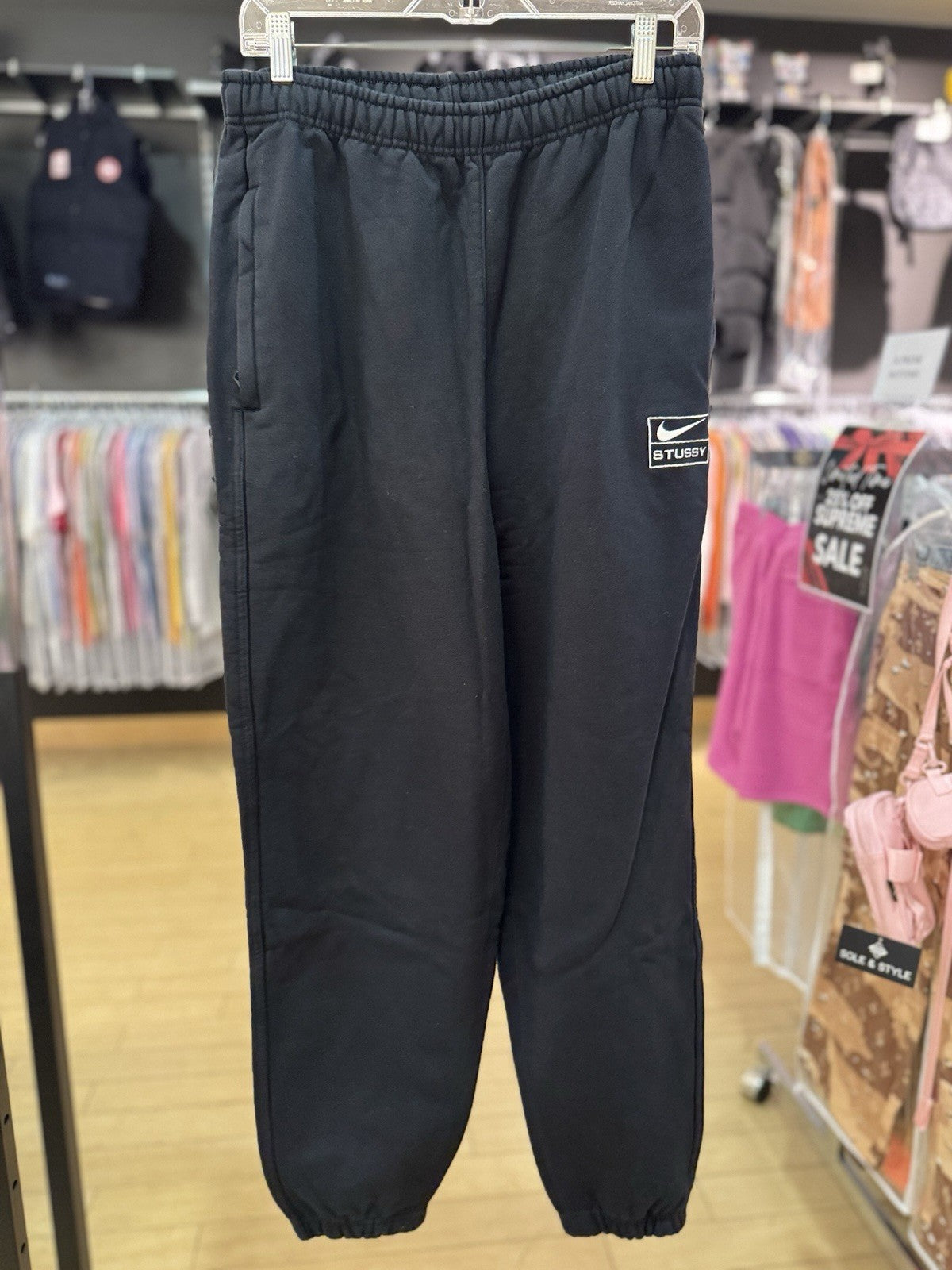 Nike x Stussy Fleece Cuffed Sweatpants Size Small Black FN5235-010 NWT