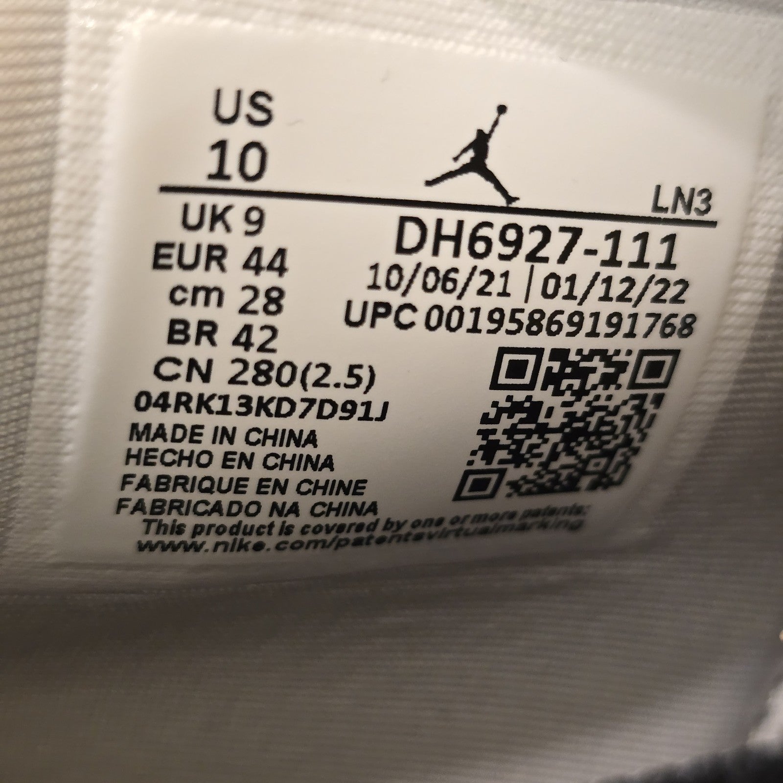 Size 10 - Jordan 4 Retro Mid Military Black