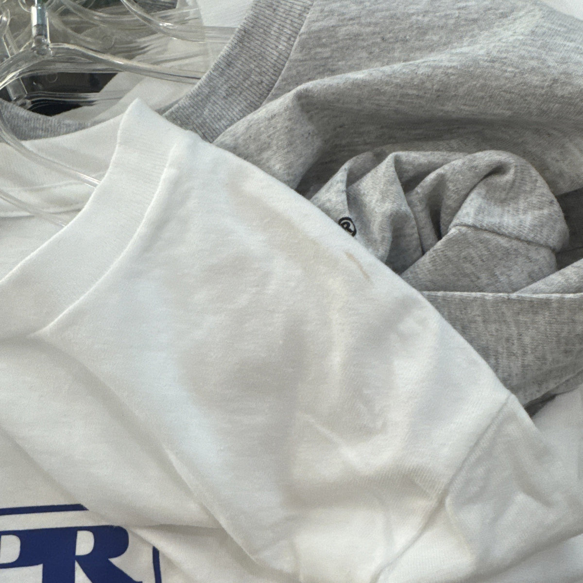 SUPREME CONNECT WHITE TEE SIZE SMALL Small Mark On Sleeve