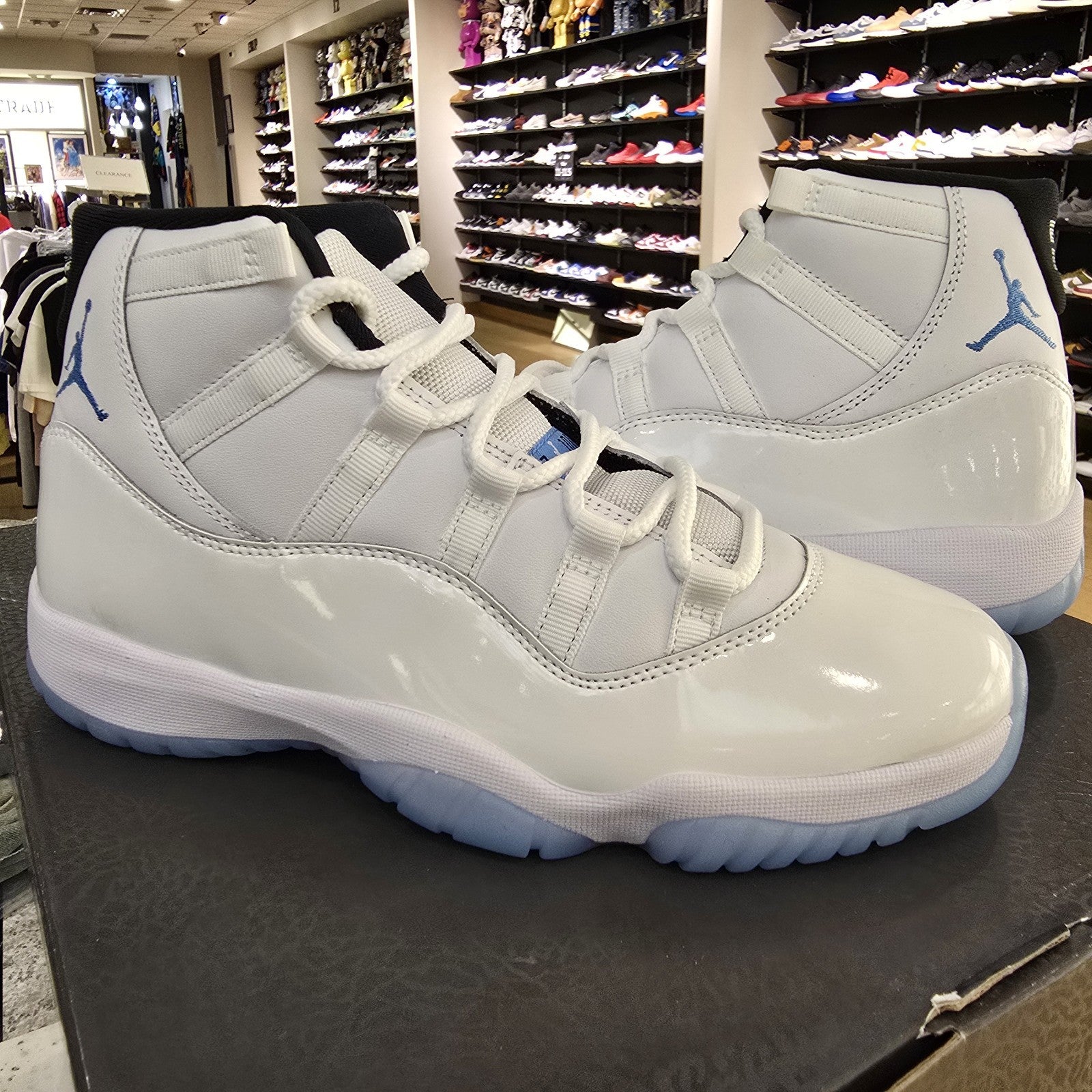 Size 8 - Air Jordan 11 Retro 2024 Legend Blue