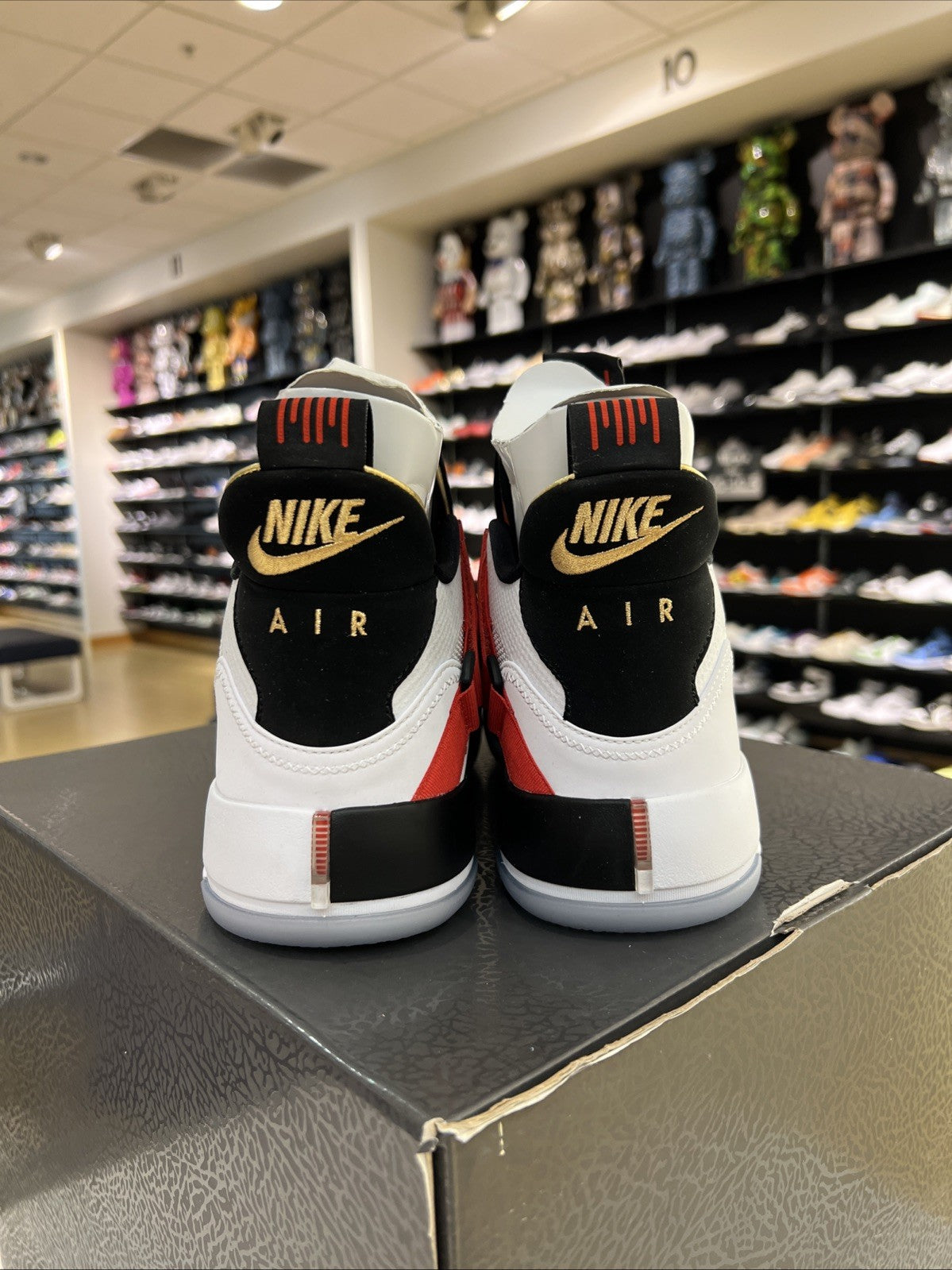 Air Jordan 33 Future of Flight Sz 10.5 DEFECT