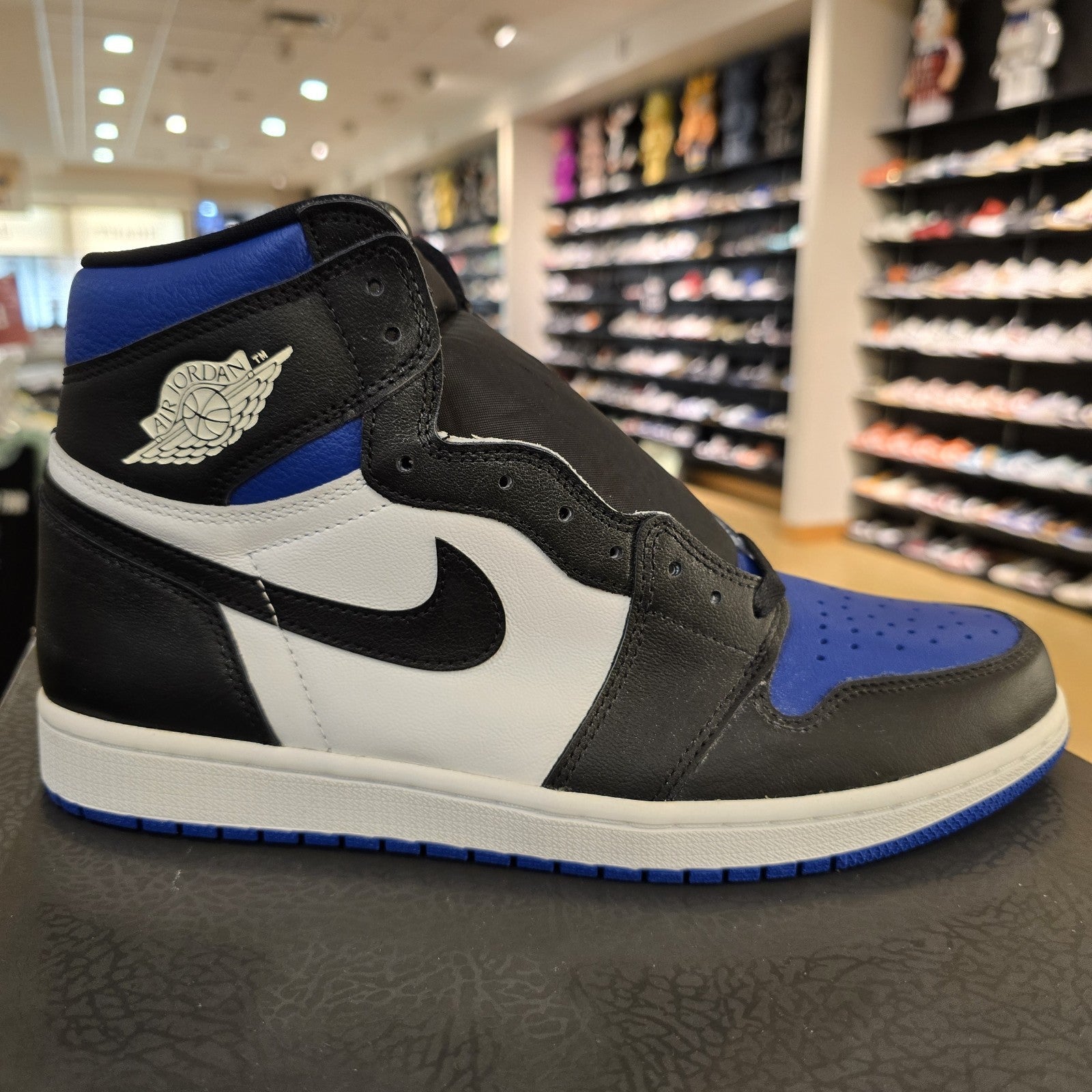 Size 11.5 - Jordan 1 Retro OG High Royal Toe