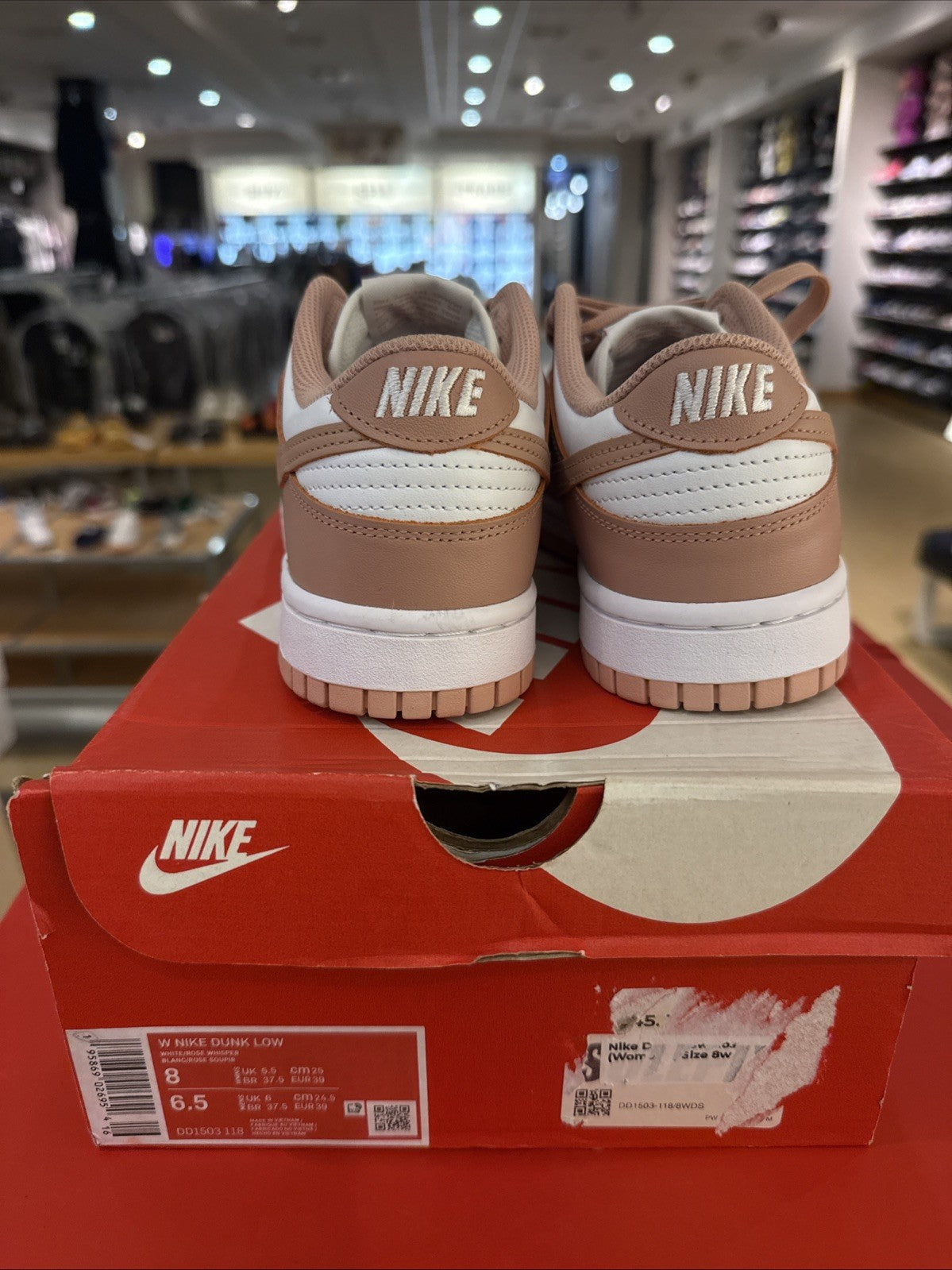 Nike Dunk Low Rose Whisper WOMANS 8