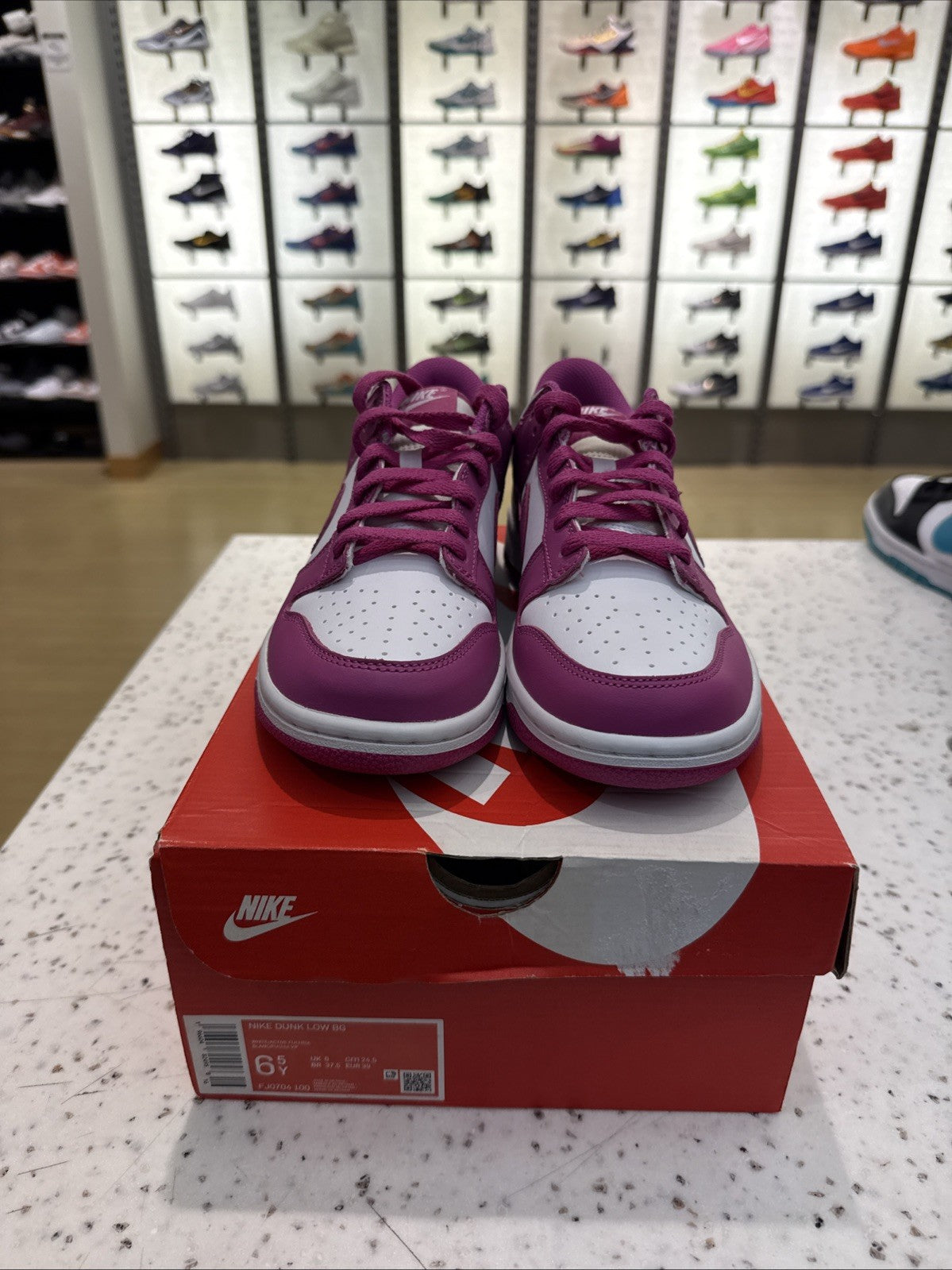 Nike Dunk Low Active Fuchsia (GS) - 6.5Y - Brand New DS OG ALL