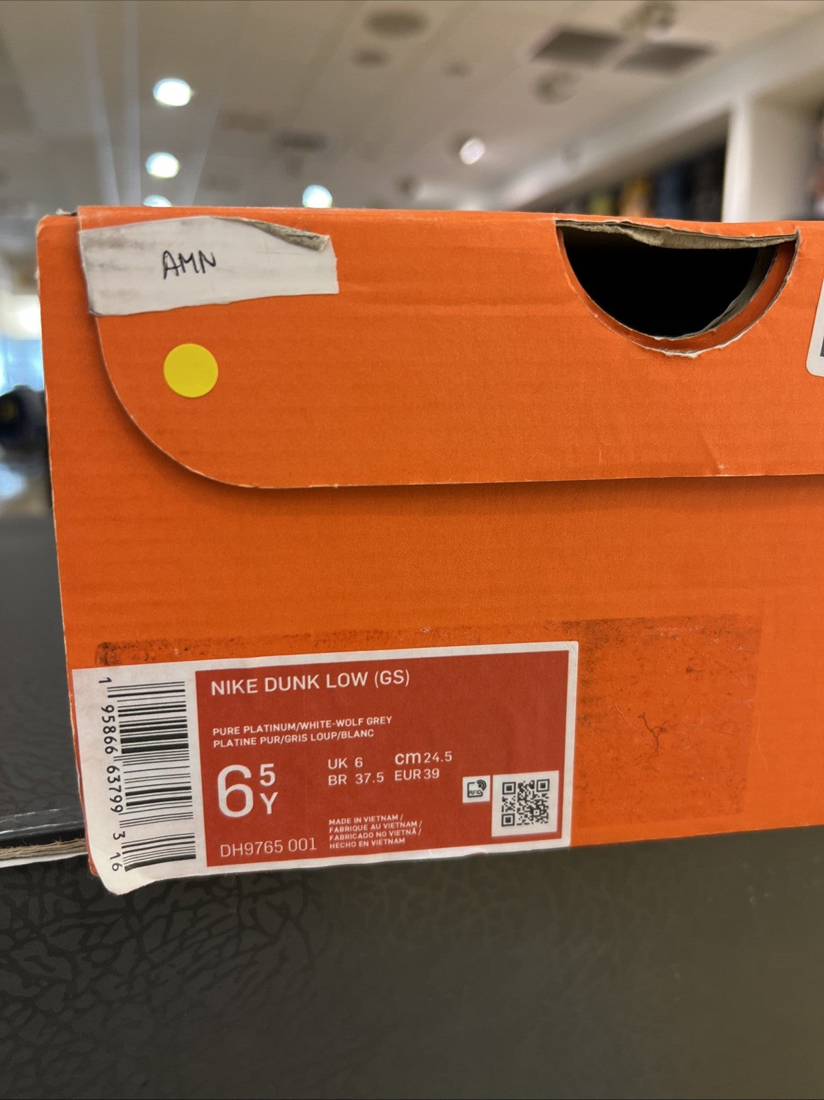 Nike Dunk Low Pure Platinum Wolf Grey White Sz 6.5Y DEFECT MARKS & REP BOX