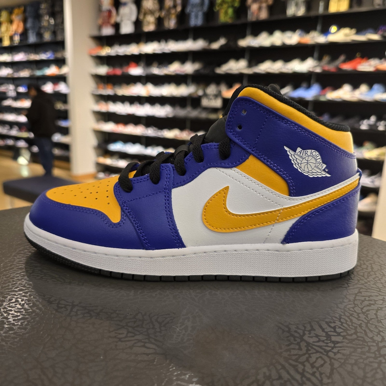 Size 7 (GS) - Jordan 1 Mid Lakers 2022 - DQ8423-517