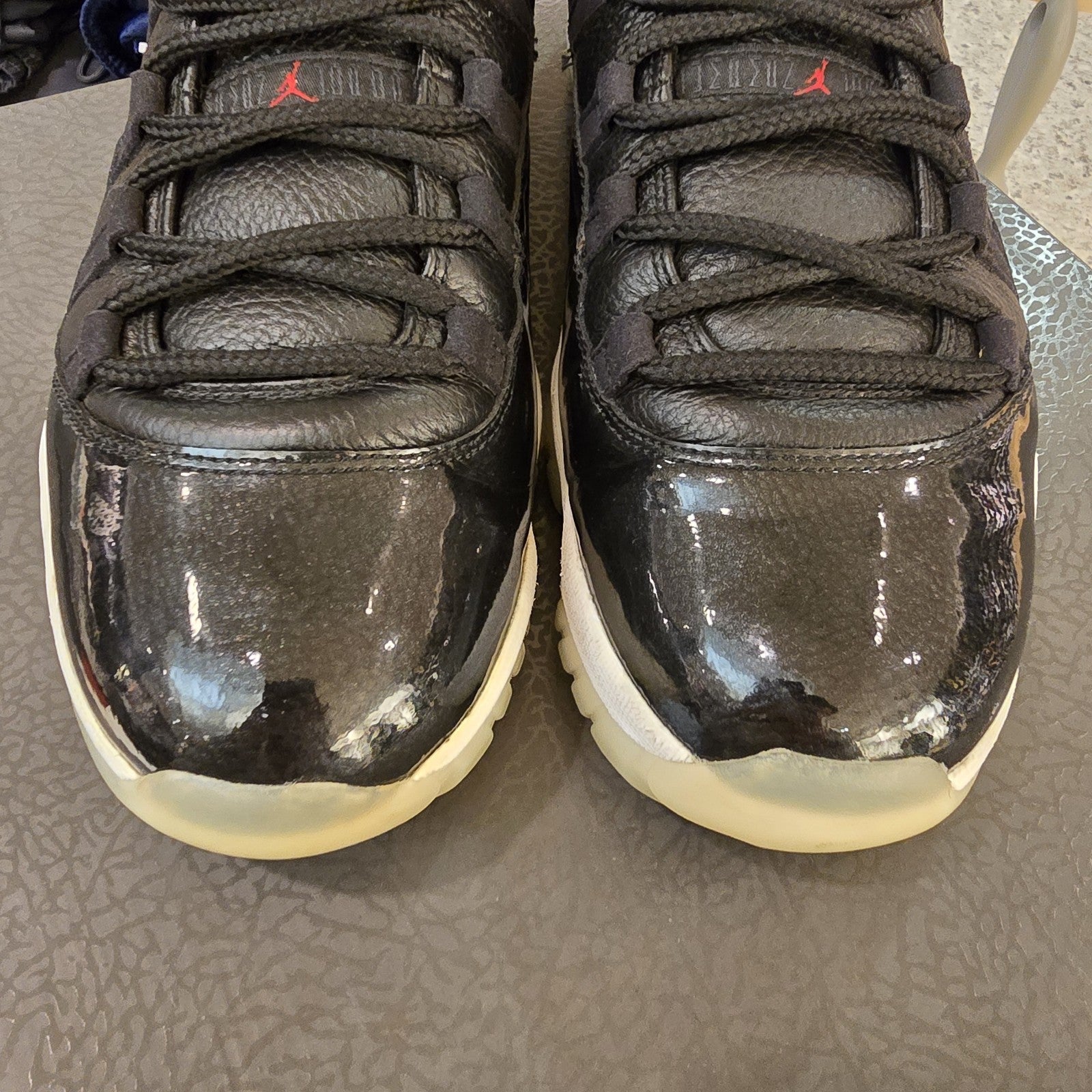 Size 11 - Jordan 11 Retro 72-10