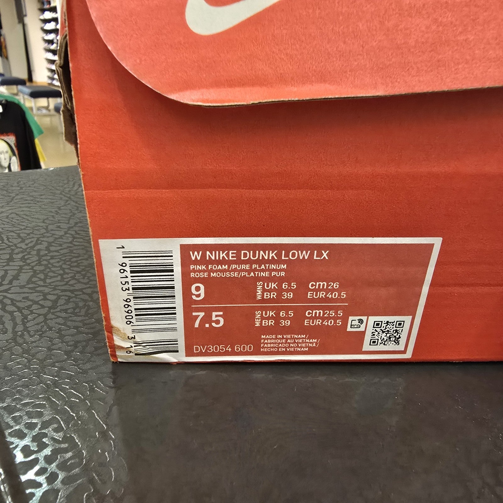 Size 9 - Nike Dunk LX Low Pink Foam Women's