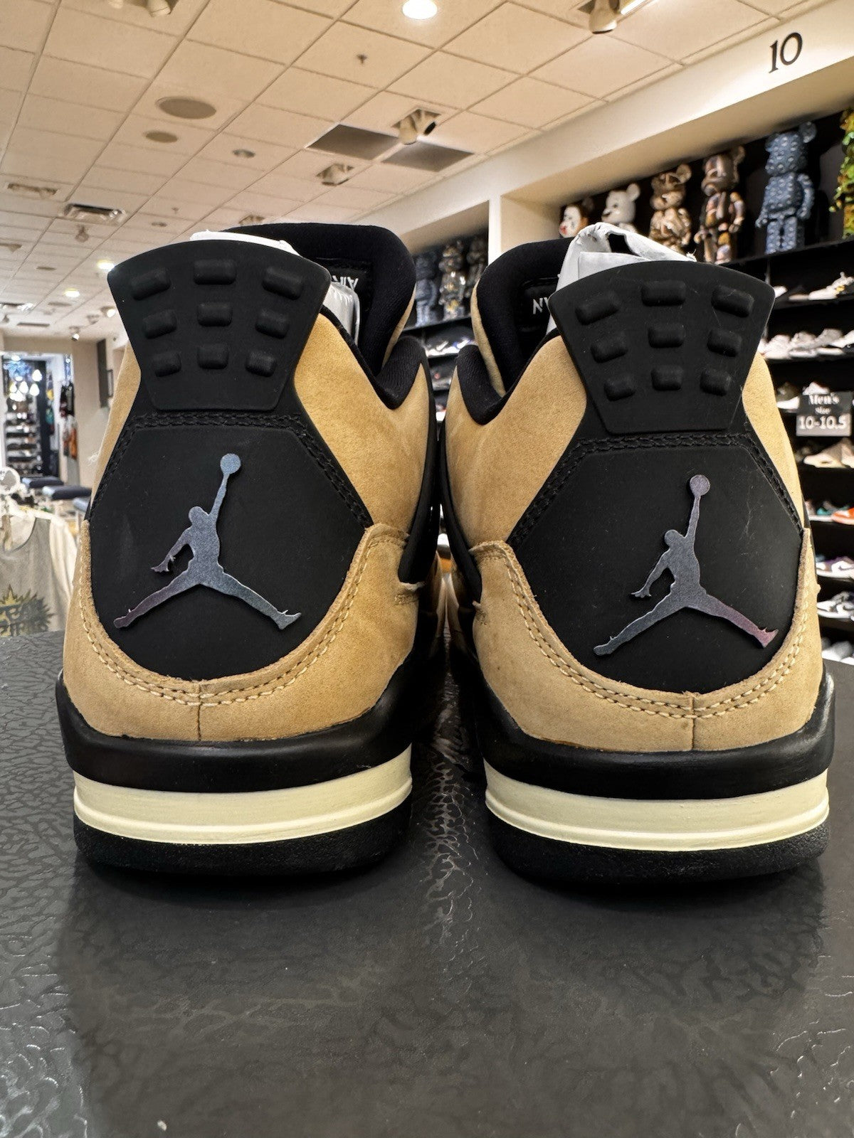Air Jordan 4 Retro Mushroom Womens Size 10