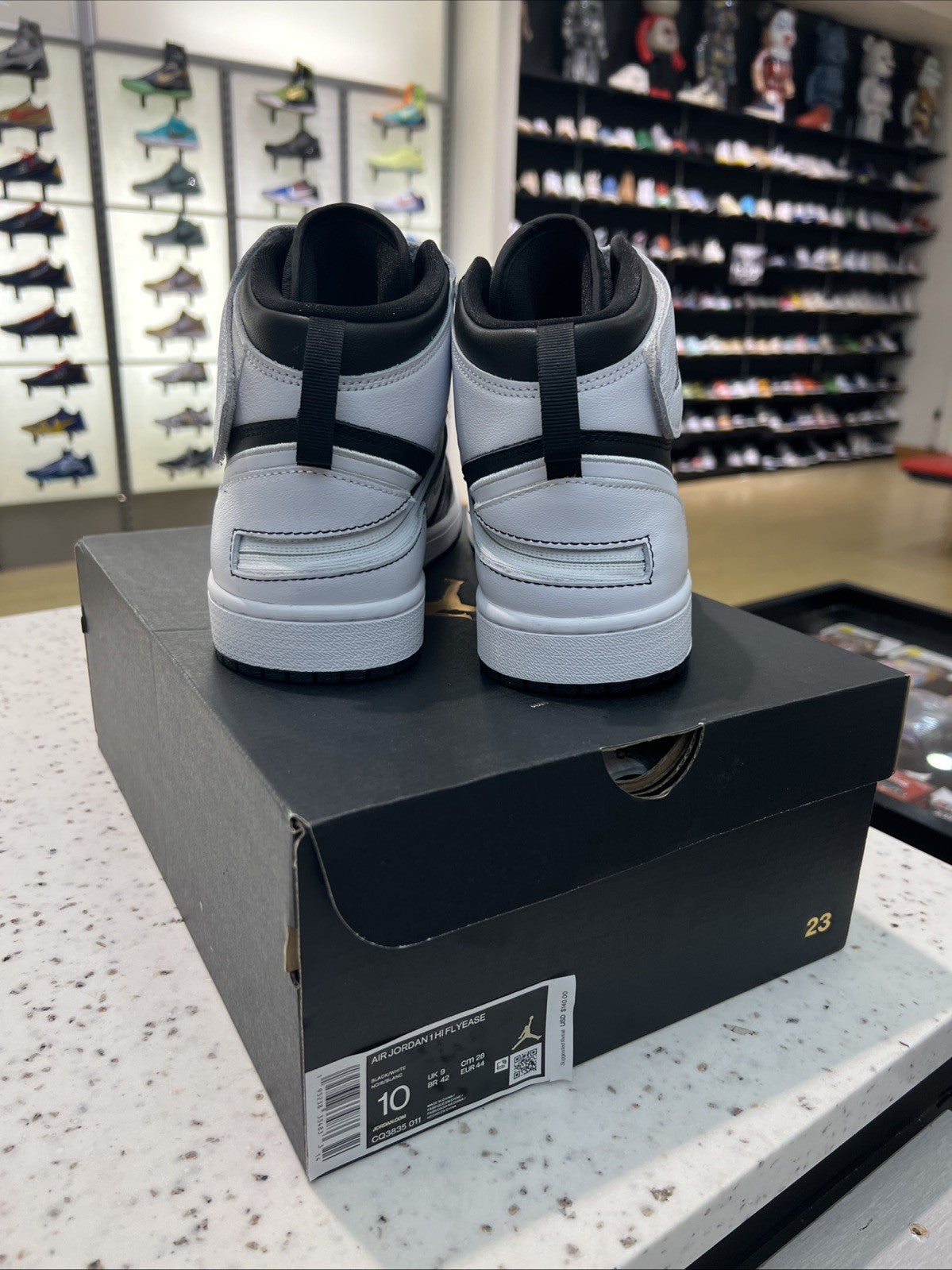 Air Jordan 1 FlyEase High Black White Sz 10