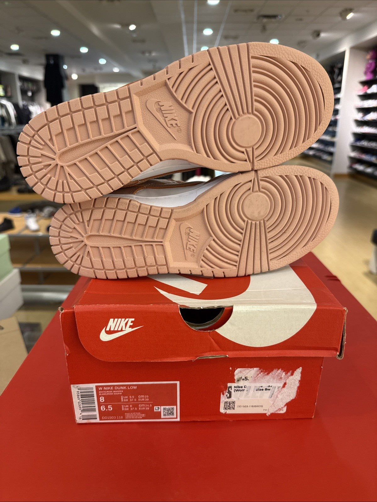 Nike Dunk Low Rose Whisper WOMANS 8