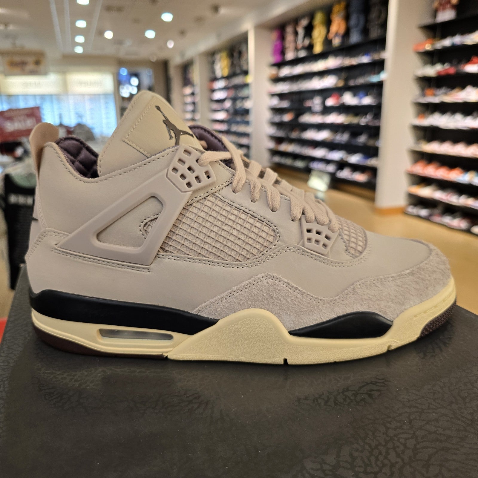 Size 12.5 - A Ma Maniére x Air Jordan 4 Retro While You Were Sleeping W