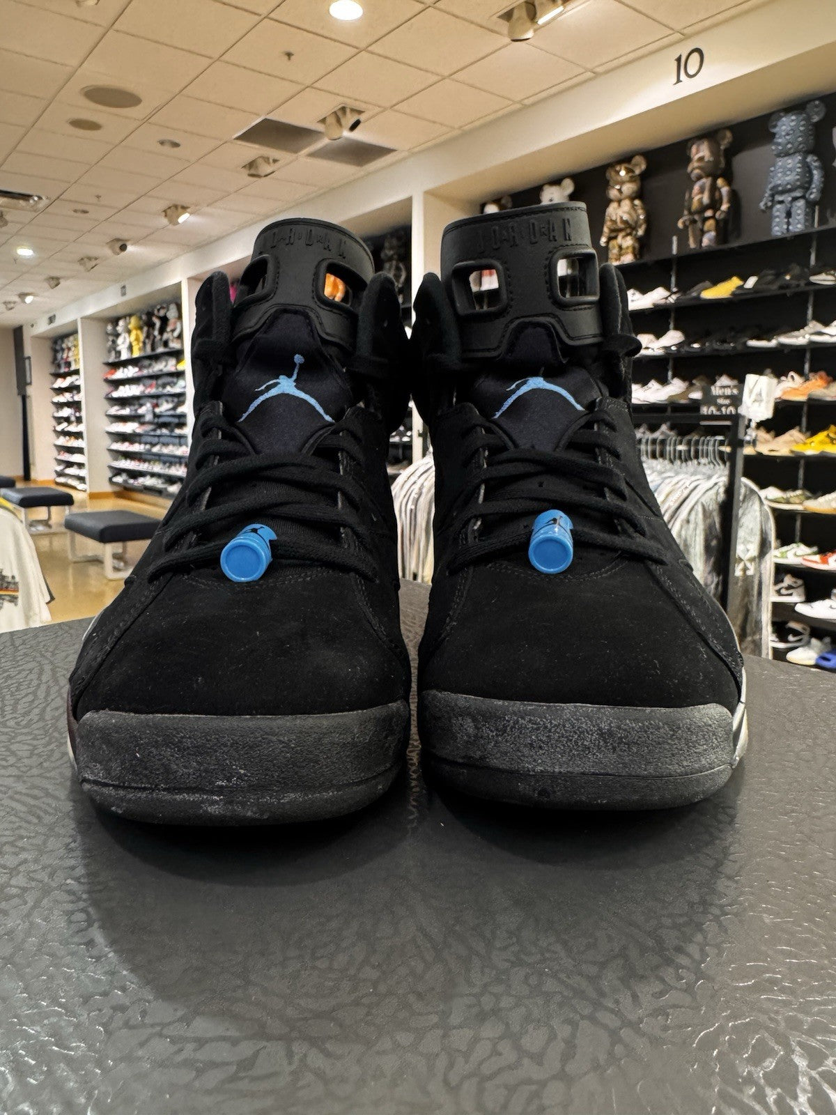 Jordan 6 Retro UNC Size 10