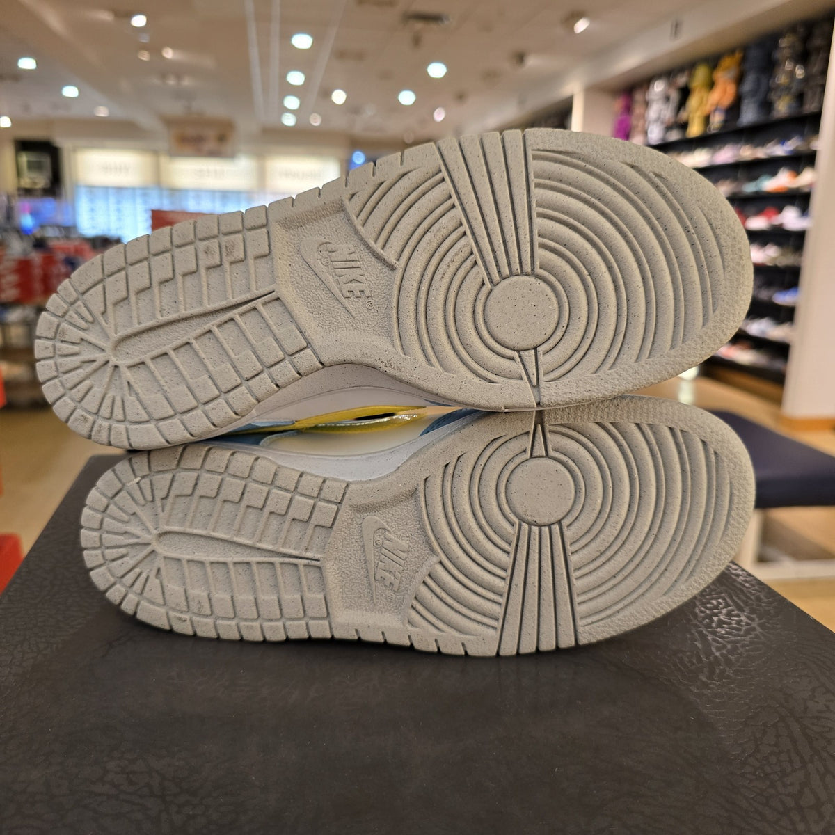 Size 6Y - Nike Dunk Low Next Nature Homer Simpson GS