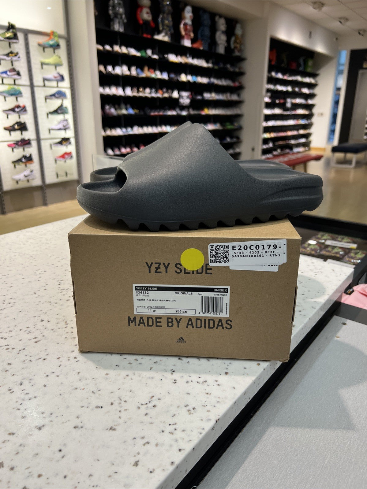 Adidas Yeezy Slide Granite (ID4132) Sz 11