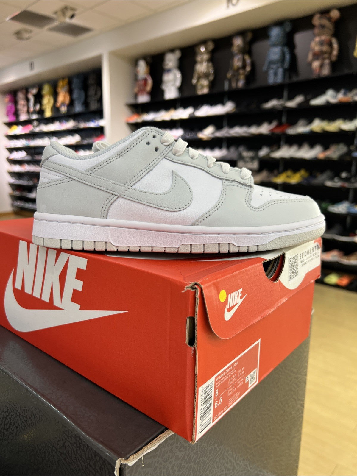 Nike Dunk Low Photon Dust White Womens Sz 8