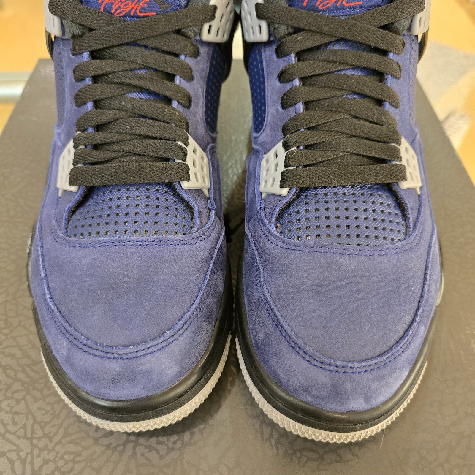 Size 9.5 - Jordan 4 Winter Loyal Blue 2019
