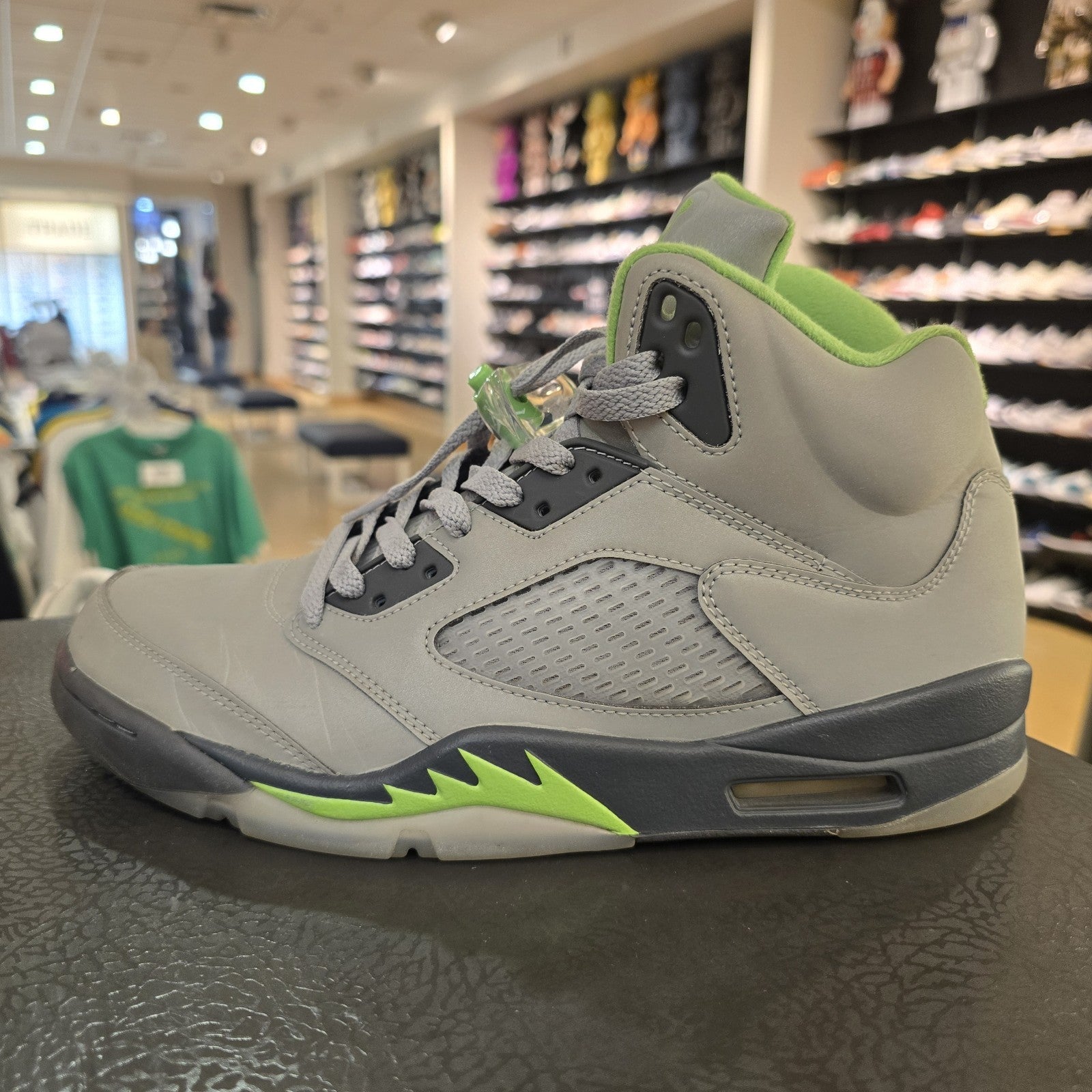 Size 10 - Jordan 5 Retro Green Bean