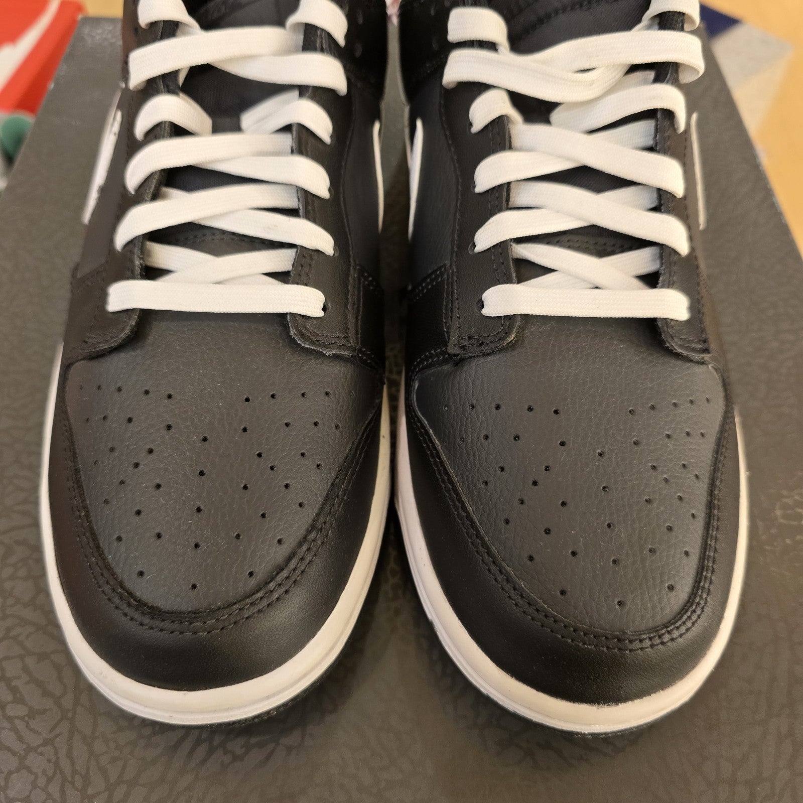 Size 11 - Nike Dunk Low Black Panda Yellowing