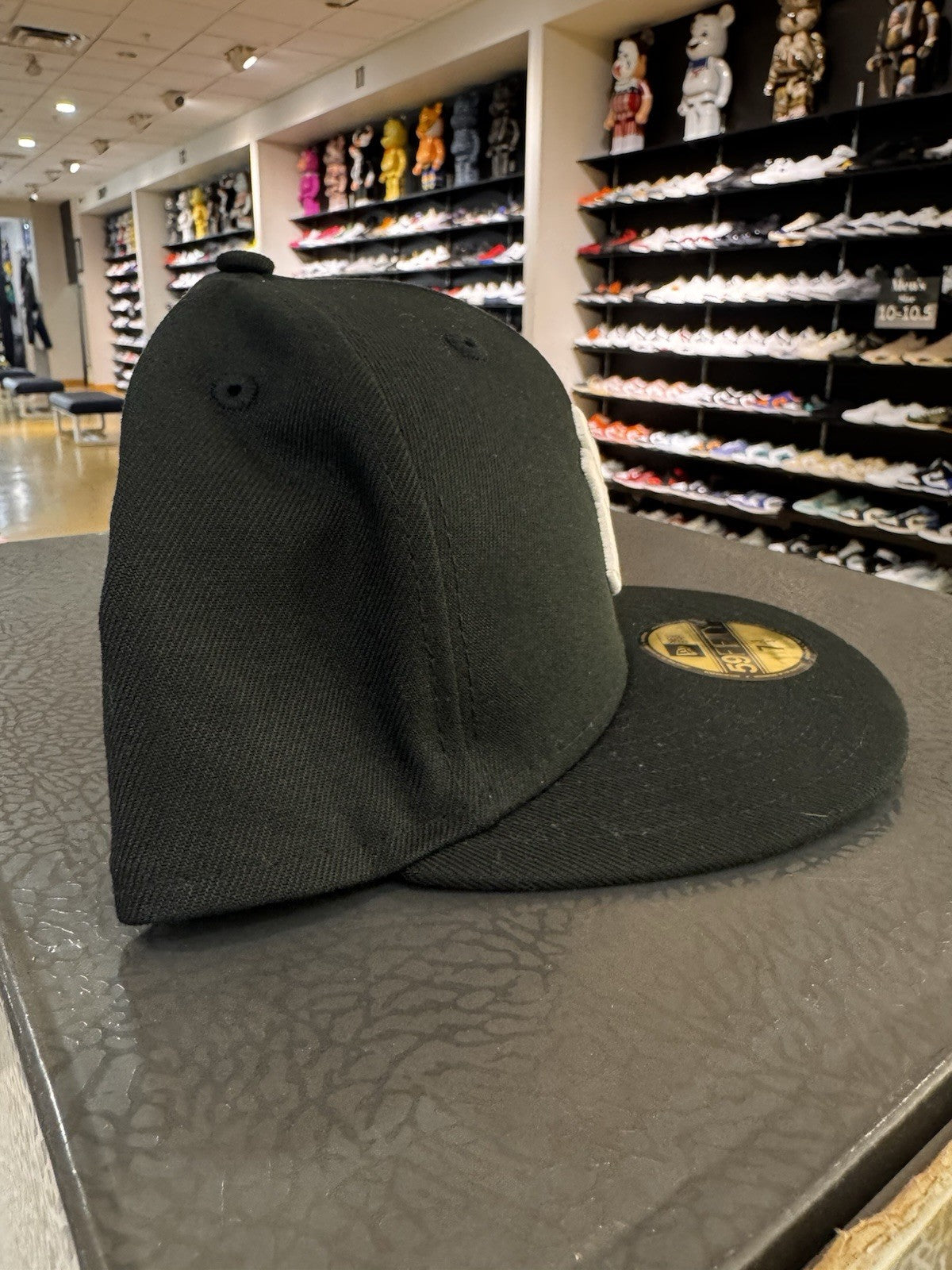 New Era MLB Basic 5950 Yankees Hat Black 7 3/4