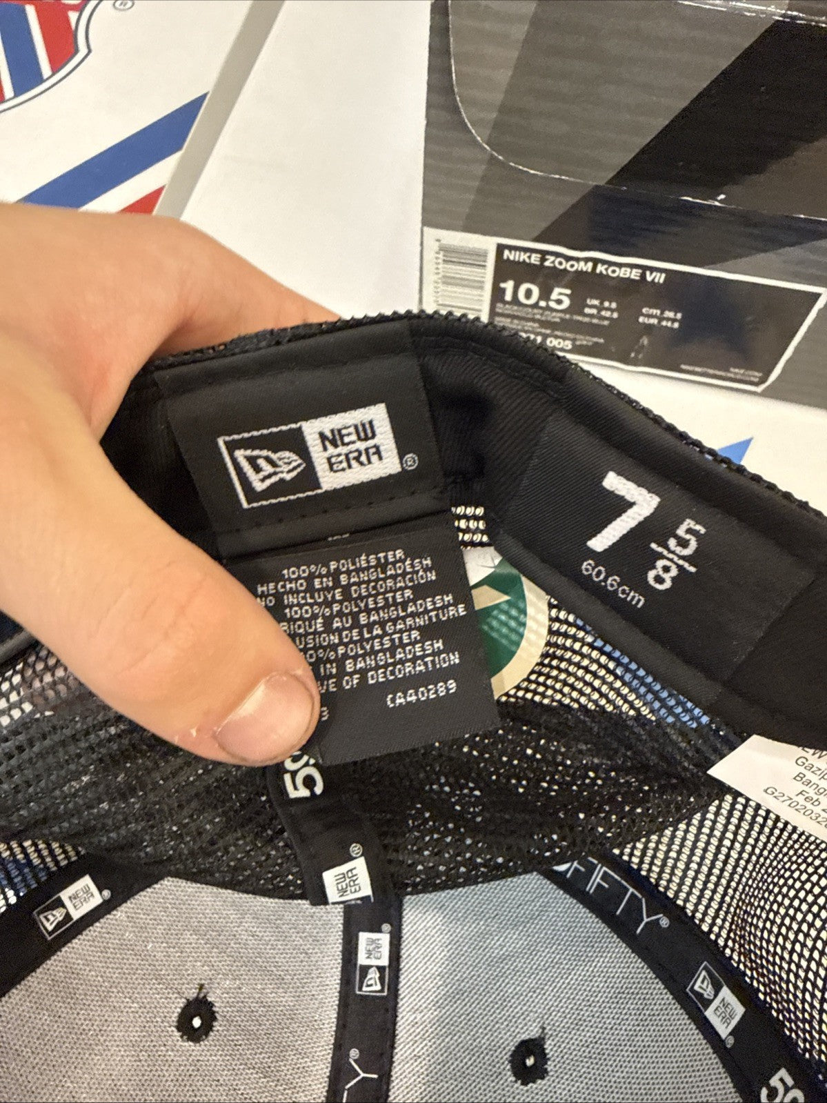 supreme Box Logo black mesh back New Era