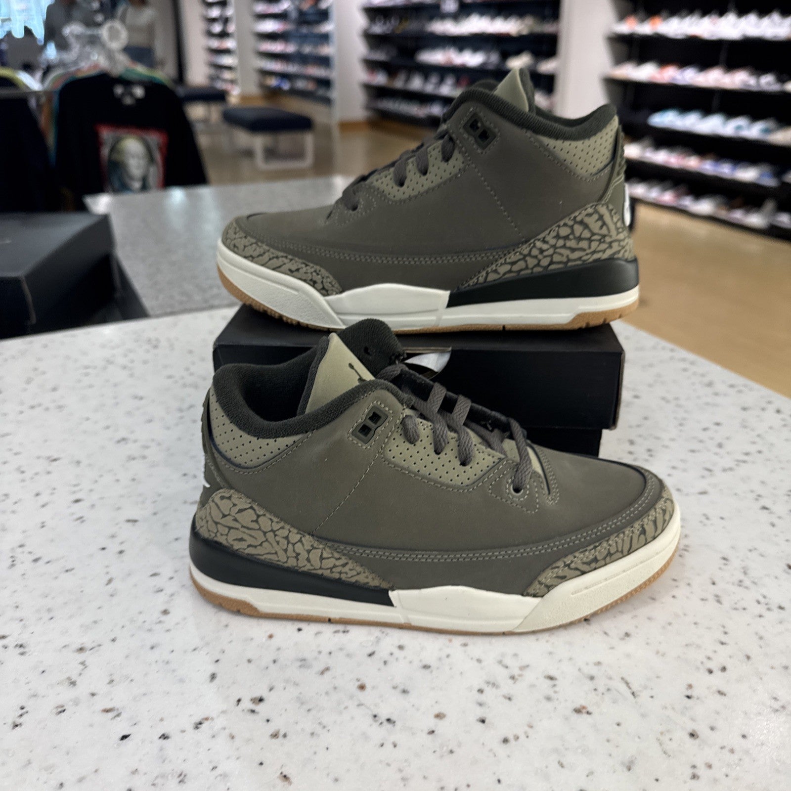 Jordan 3 Retro Family Affair (PS) Size 1.5Y