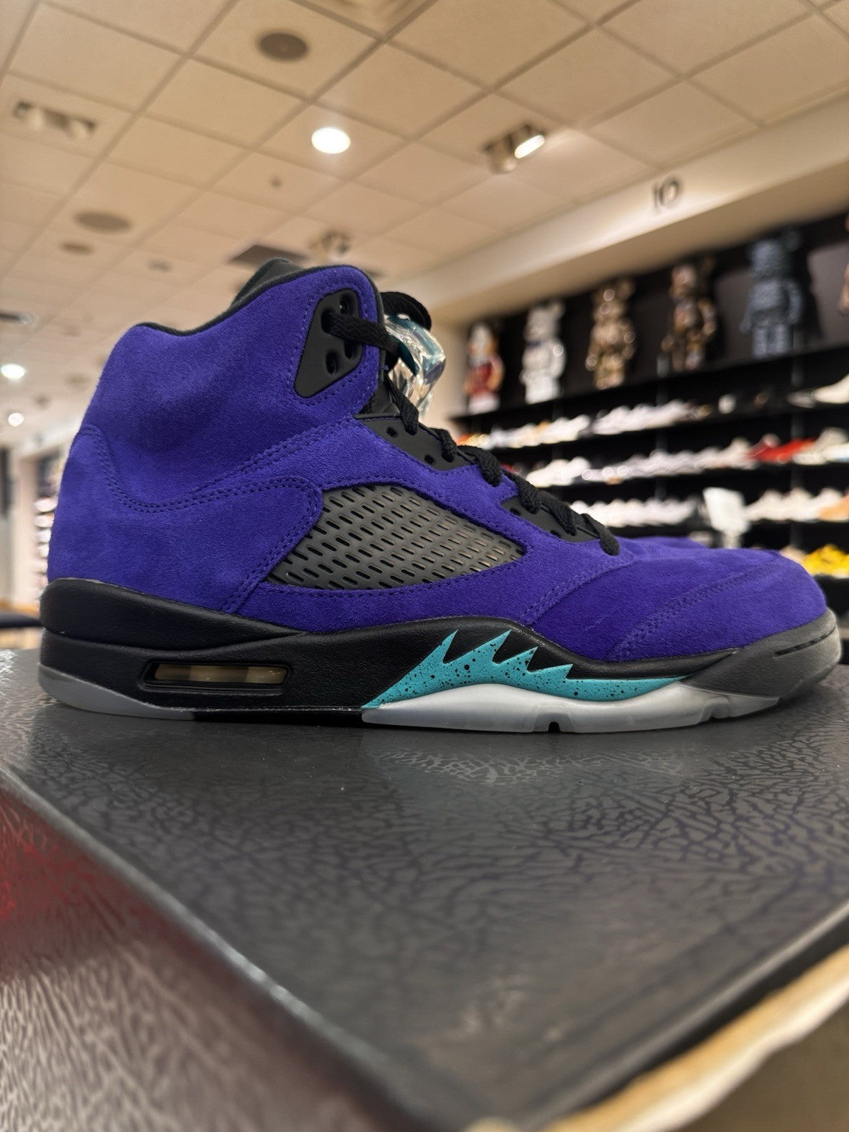 Jordan 5 Retro Alternate Grape 2020 Size 11