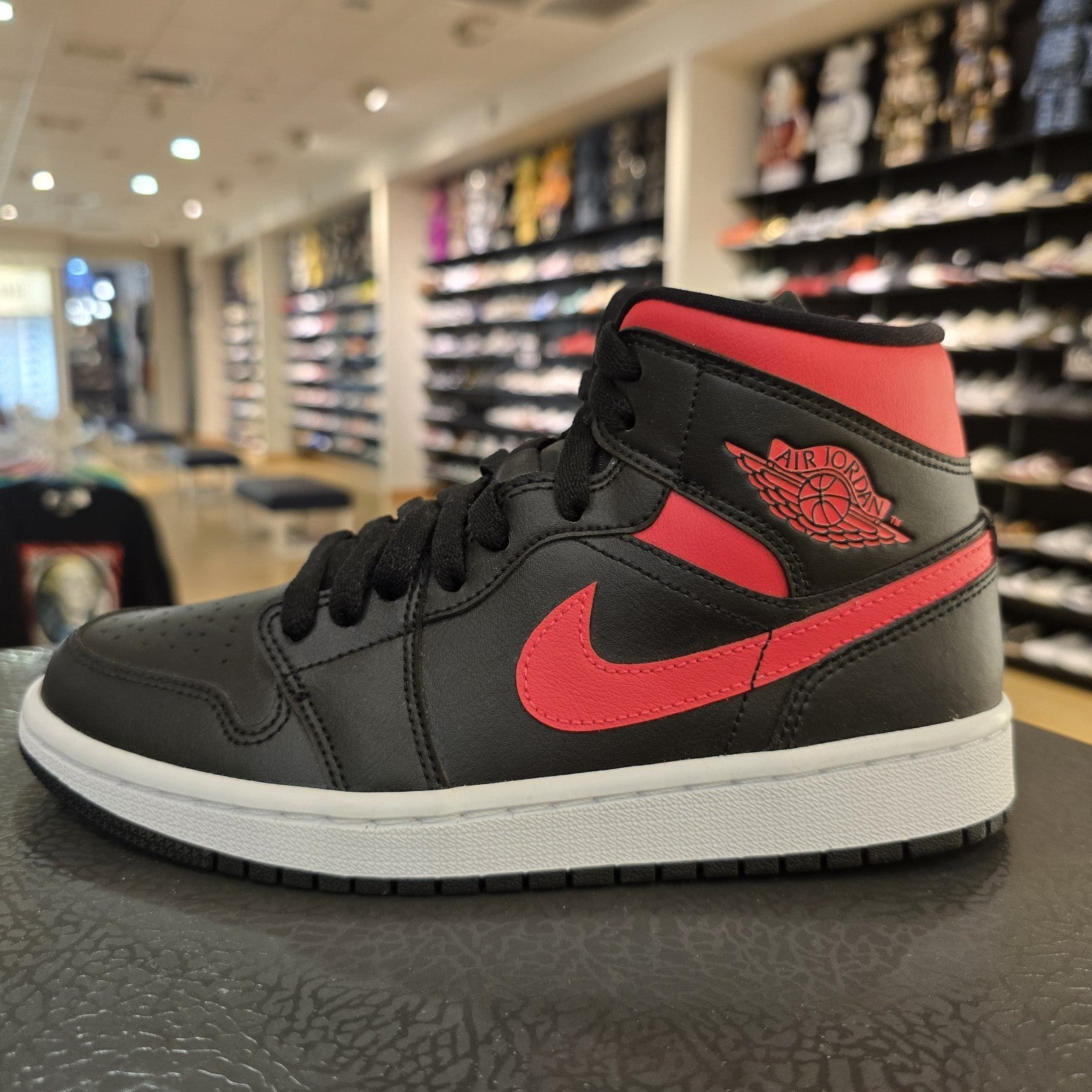 Size 7.5 - Air Jordan 1 Mid Siren Red Women's