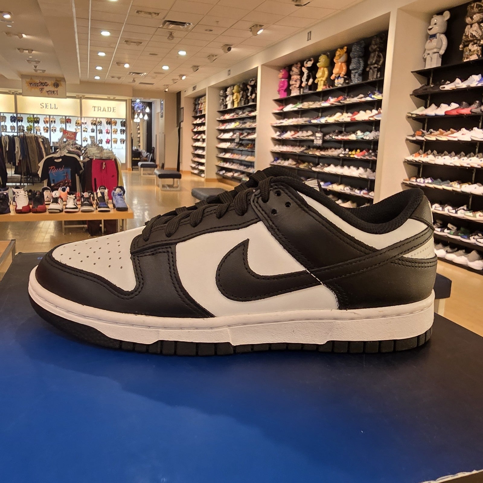 Nike Dunk Low Black White Women's SZ 10/8.5M
