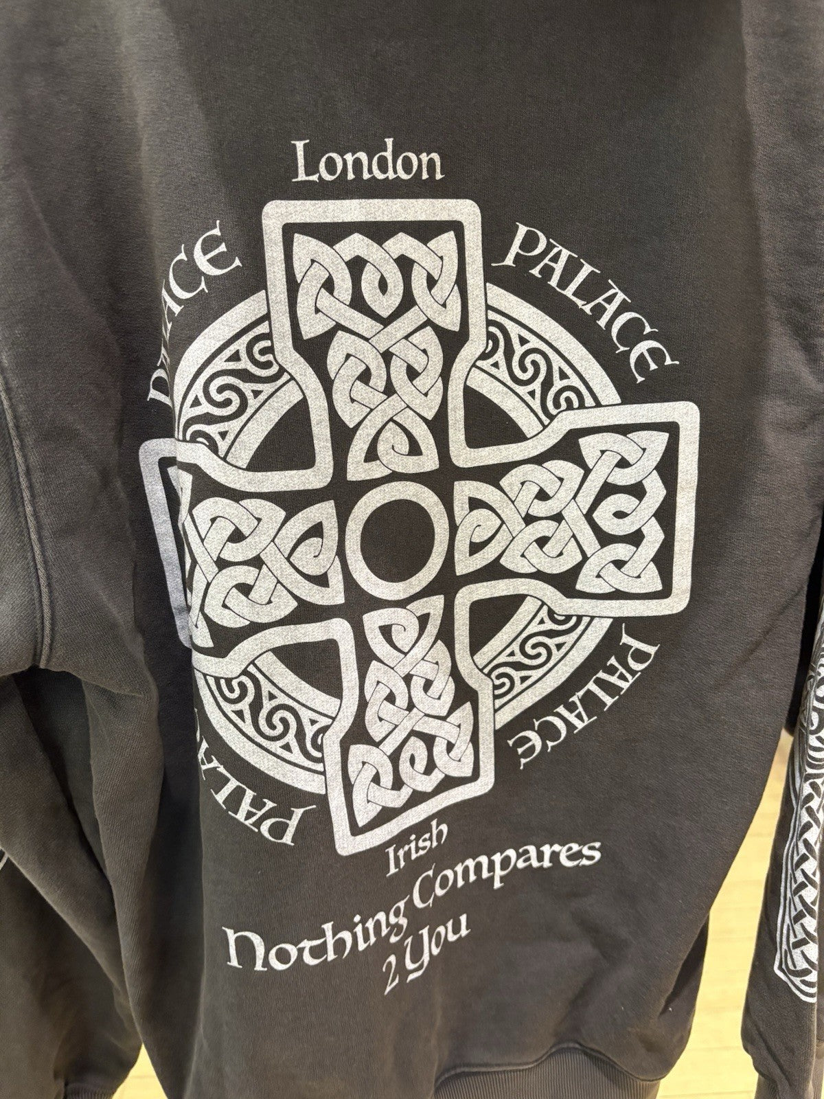 Palace Celtic Zip Hood Black Size Large