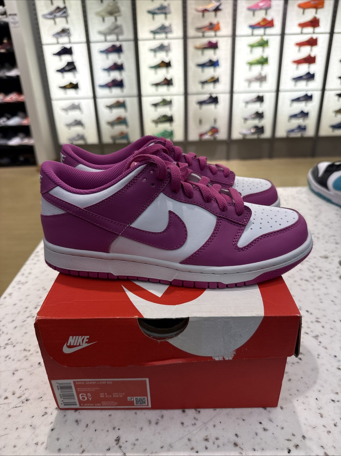 Nike Dunk Low Active Fuchsia (GS) - 6.5Y - Brand New DS OG ALL
