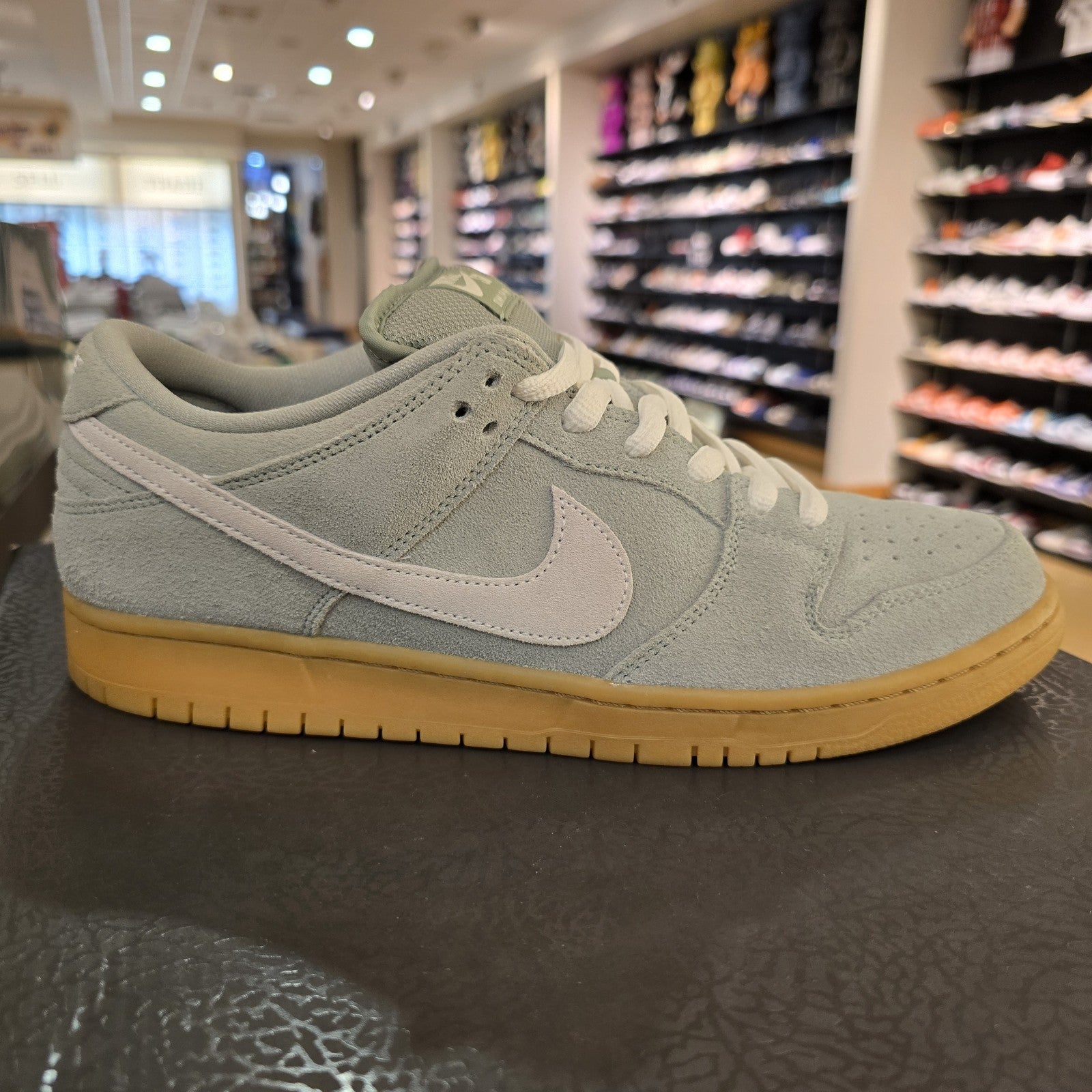 Size 10 - Nike Dunk SB Low Island Green Gum