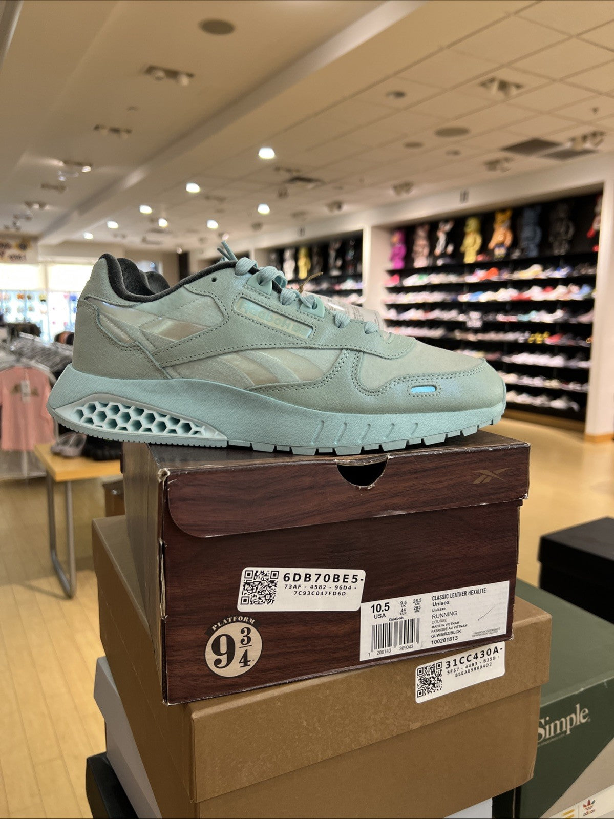 Reebok x Harry Potter Classic Leather Hexalite Patronus Charm Size 10.5