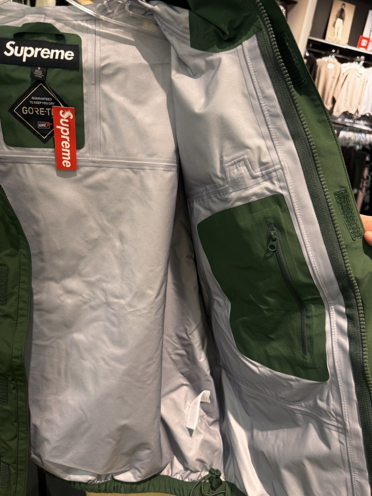Supreme Gore-Tex Taped Seam Shell Jacket Green Size Small