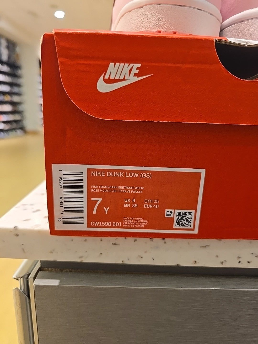 Nike Dunk Low Pink Foam Red White Size 7Y YELLOWING