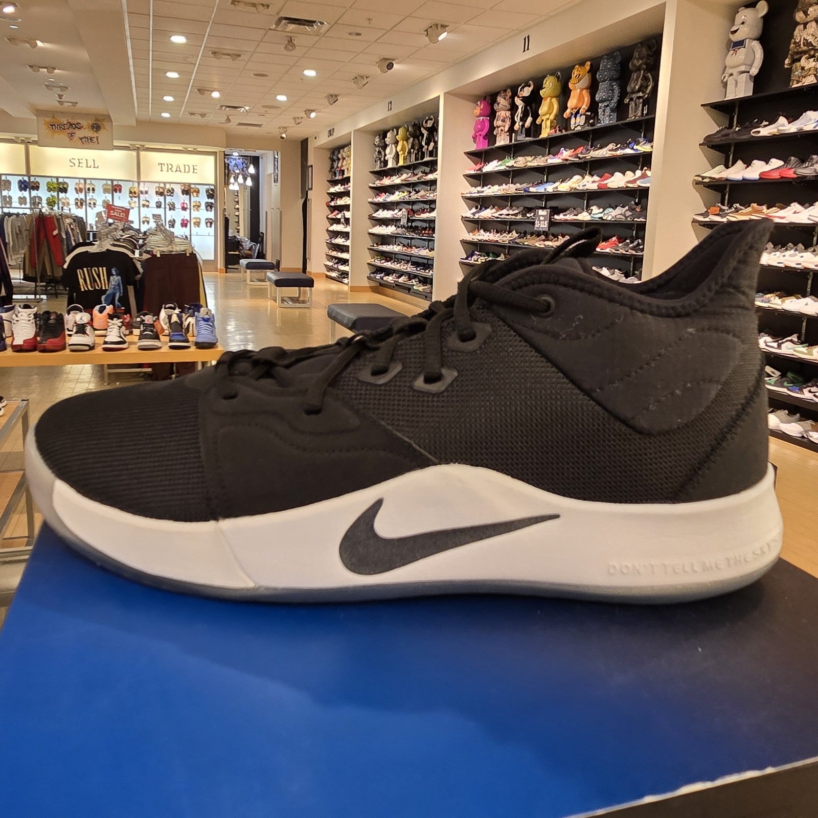 Nike PG 3 Black White SZ 12 Yellowed