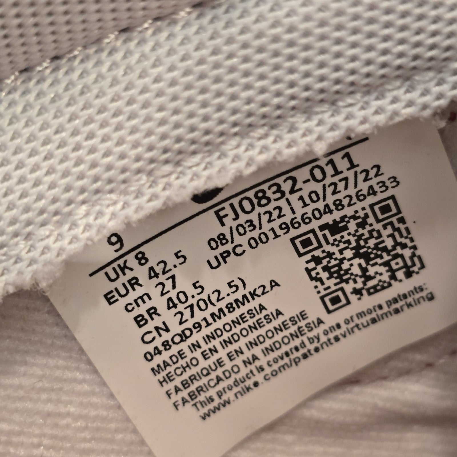 Size 9 - Nike Dunk Low Vast Grey Varsity Red