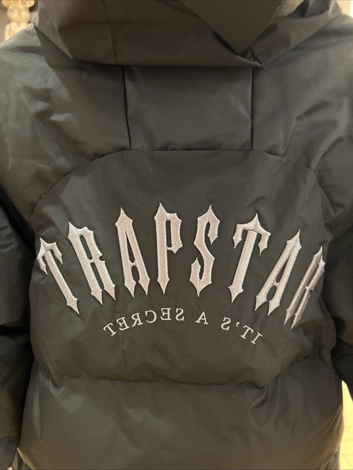 Trapstar Decoded Arch Puffer Jacket Black Sz M