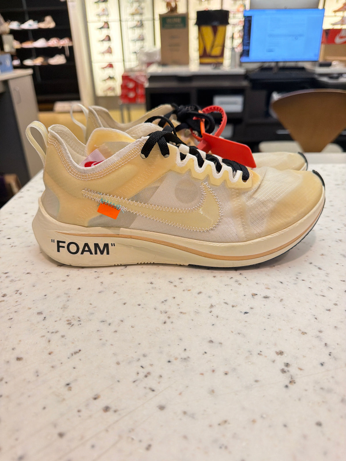 Nike Zoom Fly Off-White SZ 6 USED NO BOX