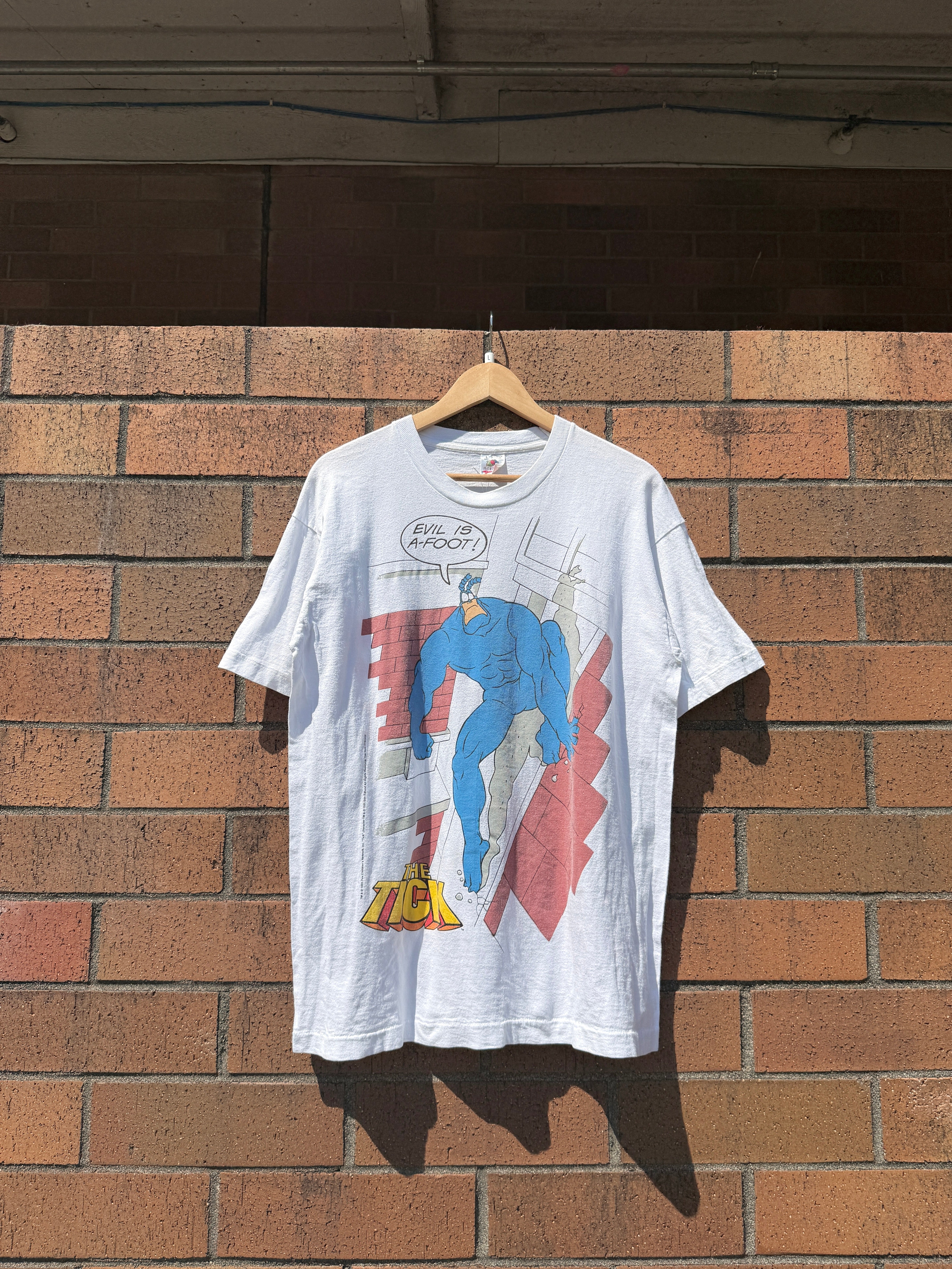 1995 The Tick Evil is A-Foot Tee Size L