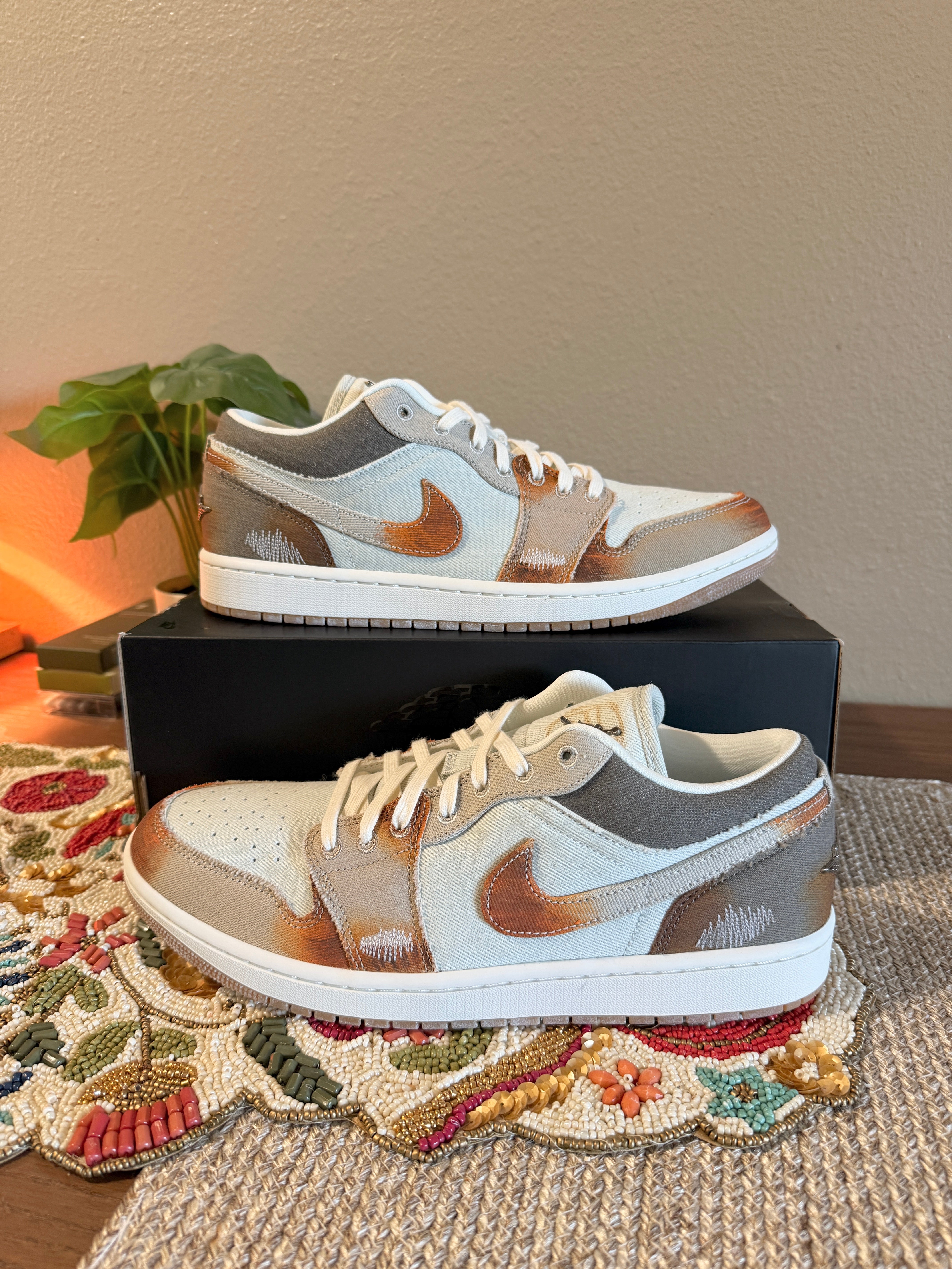 Jordan 1 Low SE Multi-Color Sail Light Bone Size 13 MISSING LID