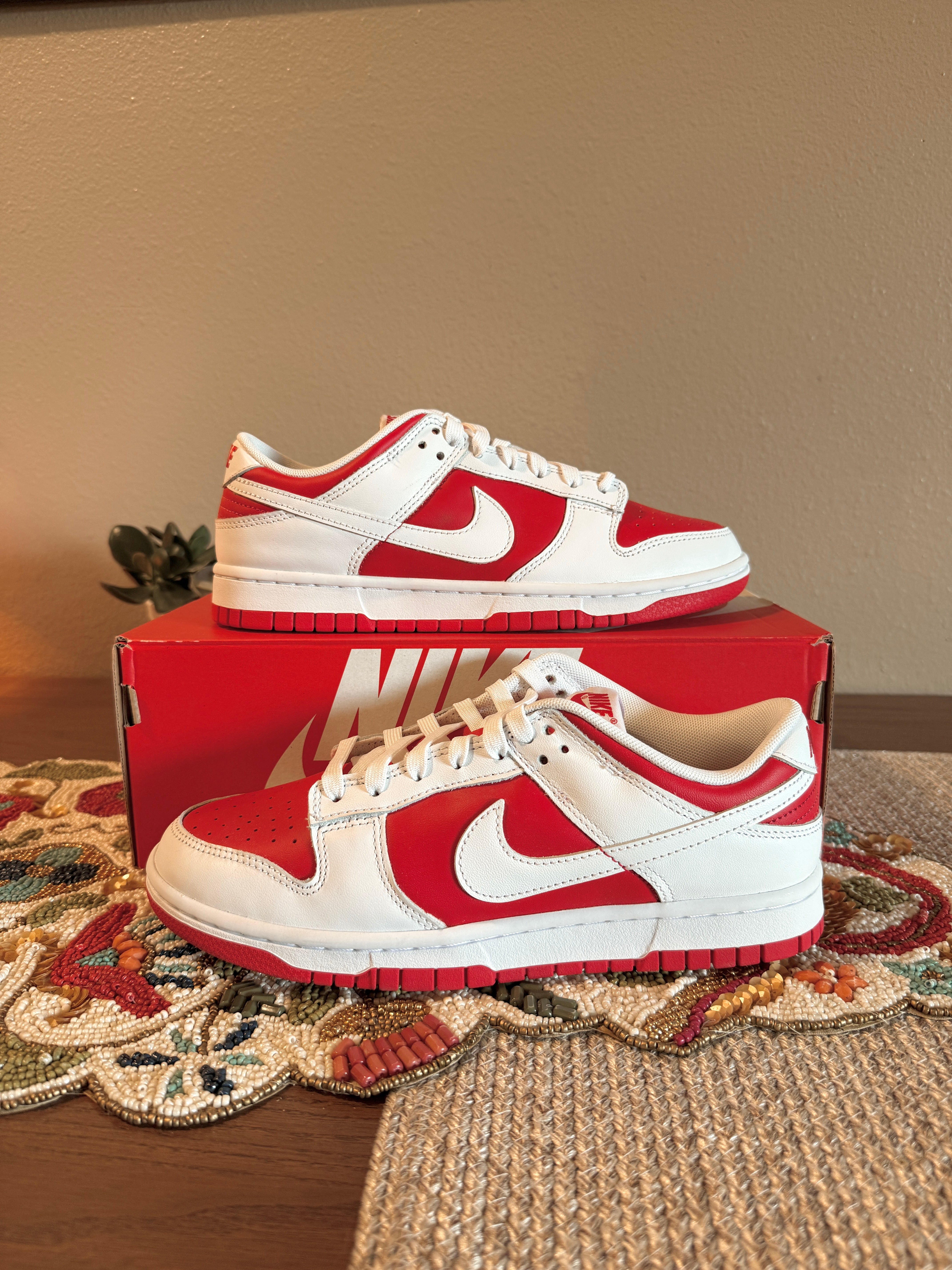 Nike Dunk Low Championship Red Size 8