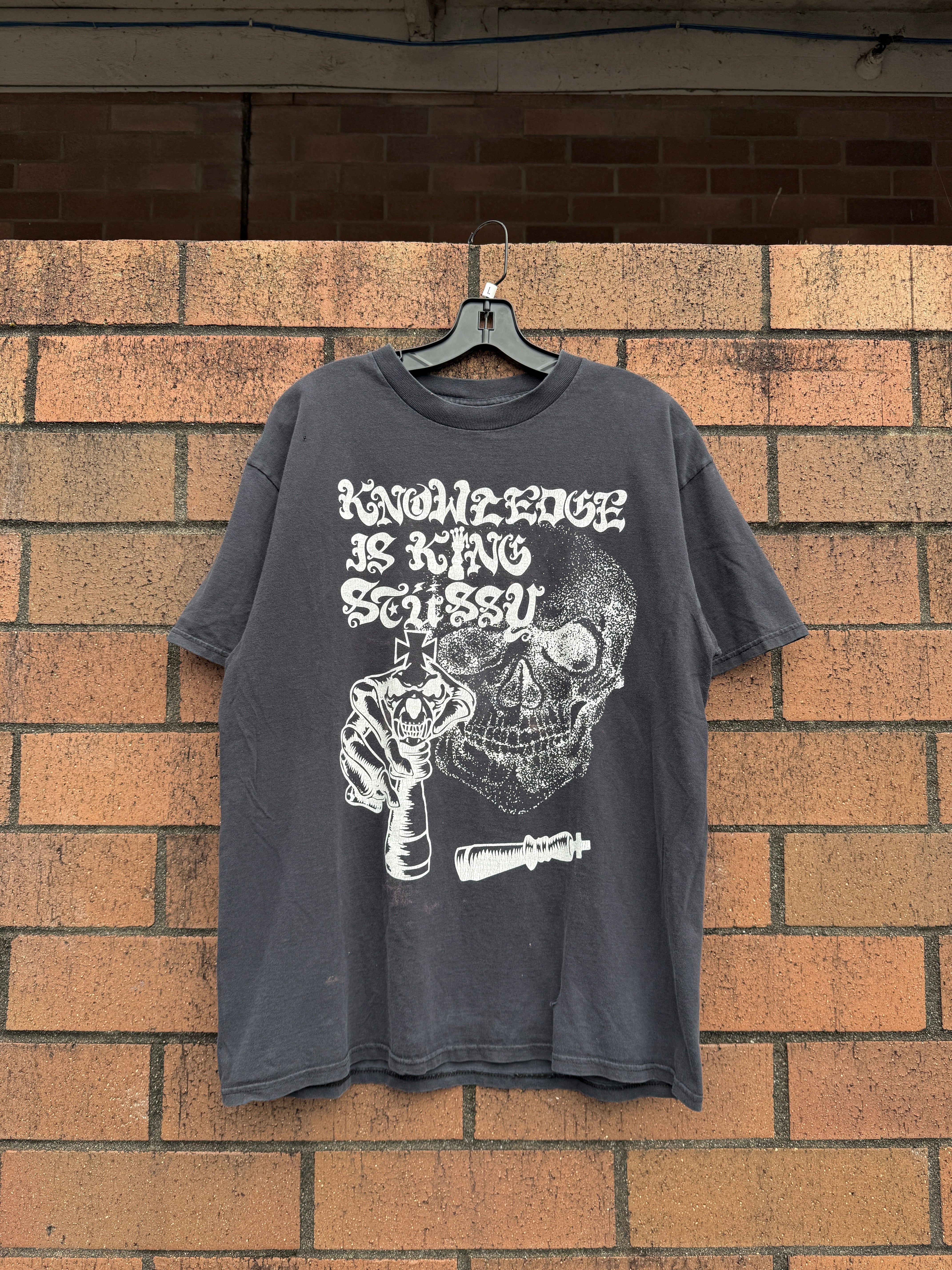Y2K Stussy Knowledge is King Skull Tee Size L