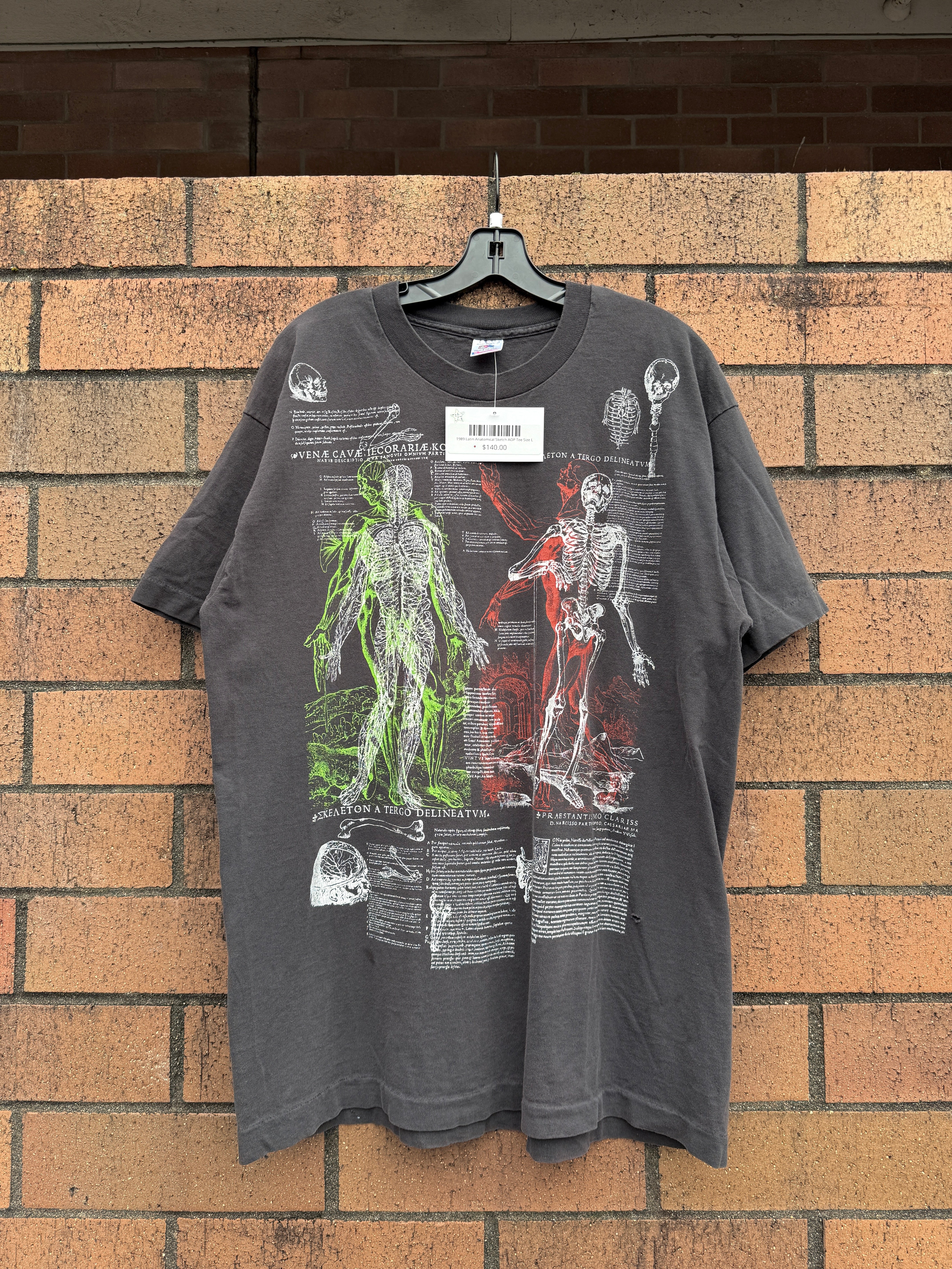 1989 Latin Anatomical Sketch AOP Tee Size L